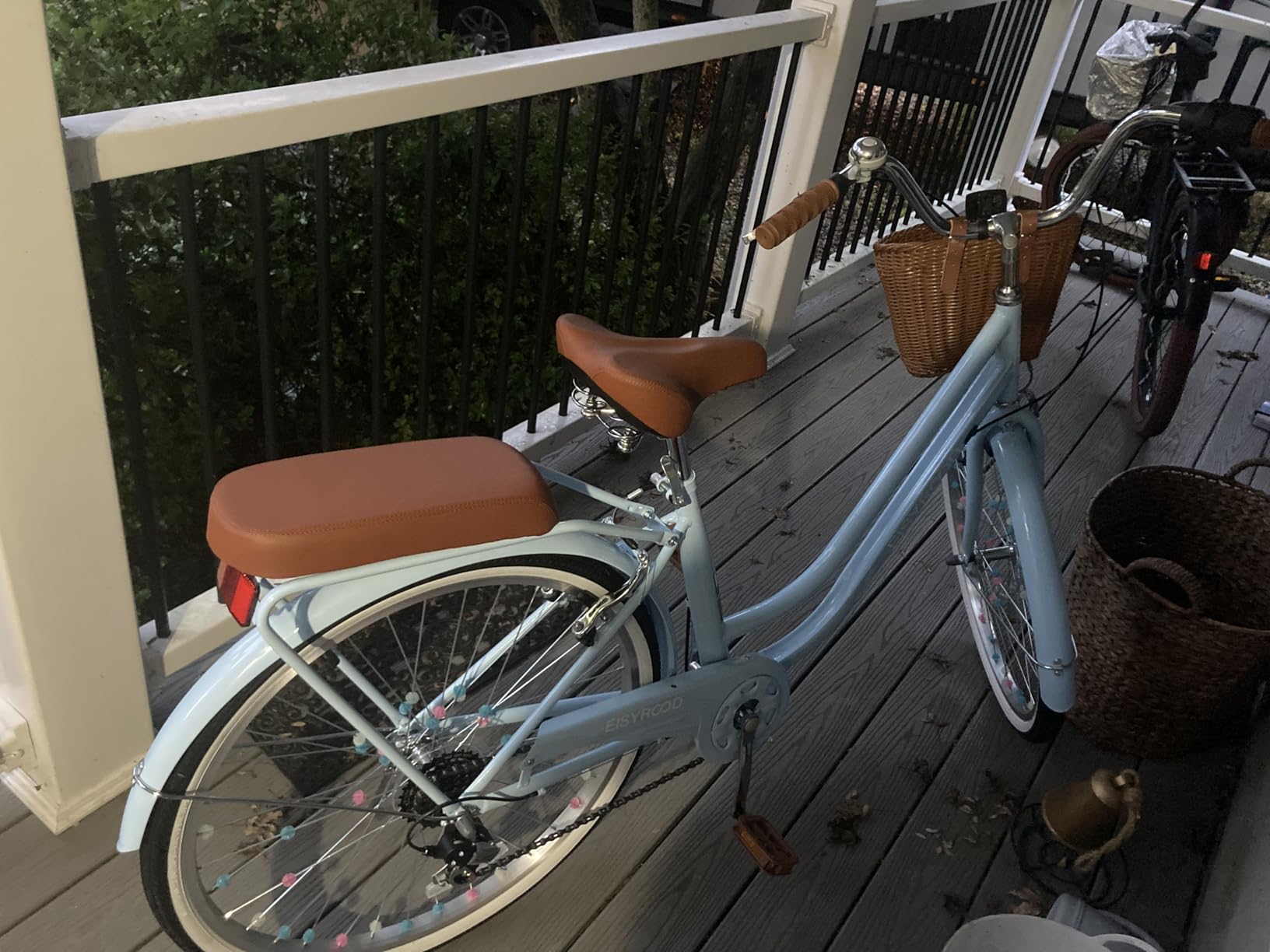 26 Inch Beach Cruiser Bike for Women, Hybrid Womens Bike with 7 Speed, Adjustable Seat, Lightweight Women Beach Cruiser Bike with Anti-Skid Tires, V-Brakes customer photo 2