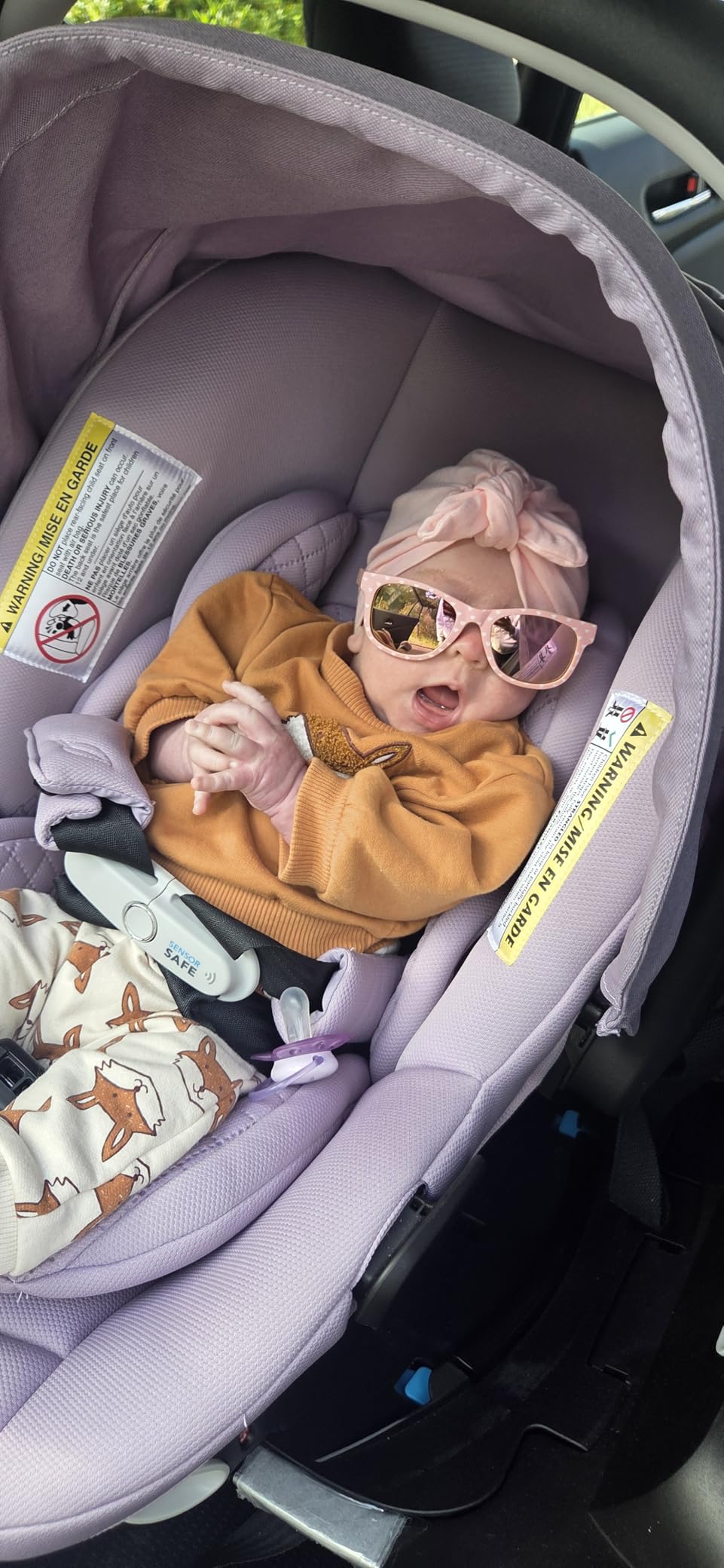Evenflo Revolve180 LiteMax NXT Rotating Rear-Facing Lightweight Preemie and Infant Car Seat 3-30lbs. with SensorySoothe. Easy Install with Base (Agate Purple) customer photo 2