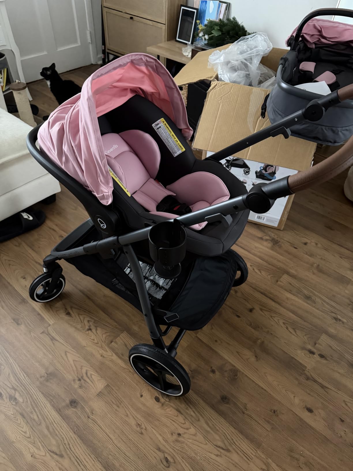 Evenflo Shyft Intuiti Travel System with Revolve180 LiteMax NXT Rotating Car Seat customer photo 1