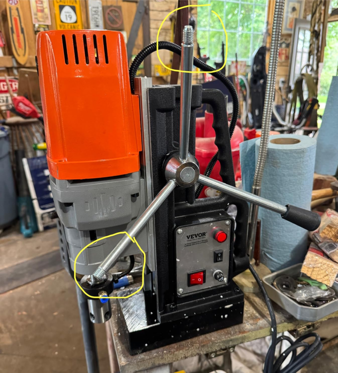 VEVOR Magnetic Drill, 1450W Motor 2 in Boring Diameter, 2878 lbf Electric Mag Drill Press, with 6 Coring Bits, Variable Speed customer photo 1