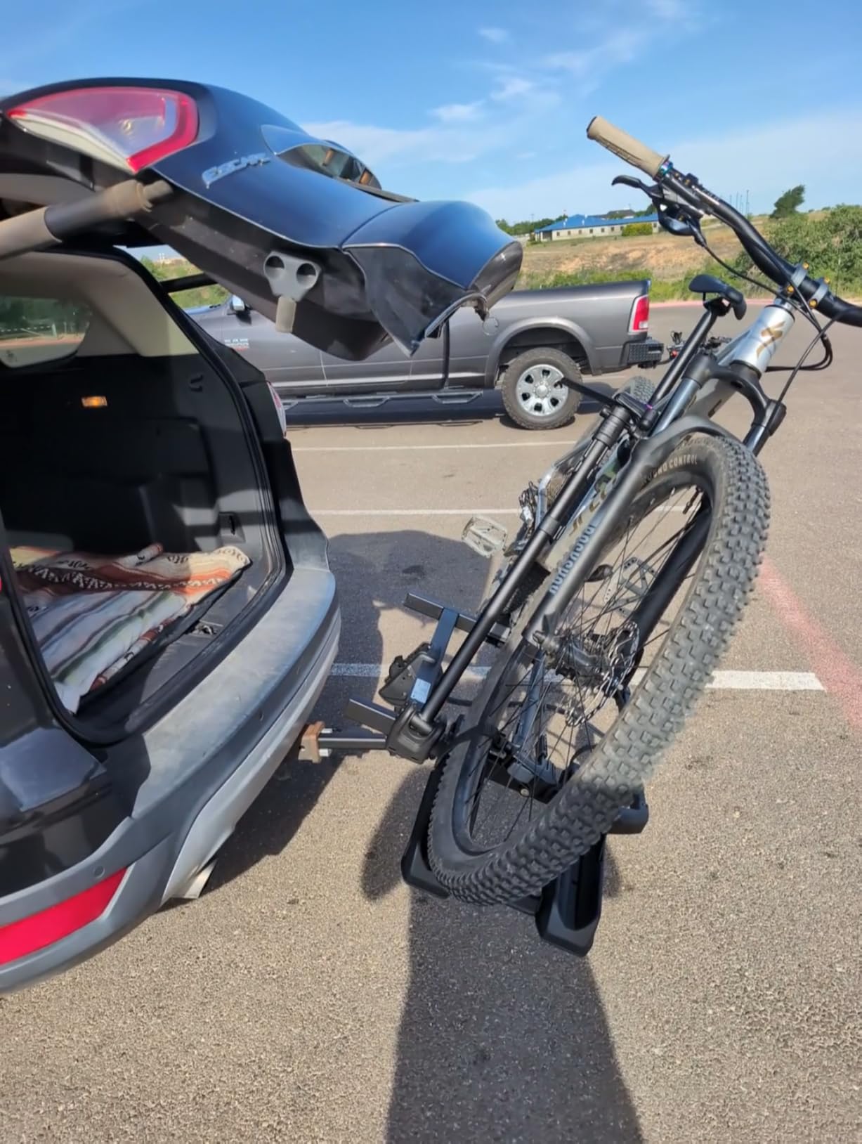 Thule Outpace 2 Bike Hitch Rack - Compact & Lightweight Platform Bike Rack - Foldable Design - Fits Most Bike Styles - 110lb Capacity 55lbs per Bike - 2