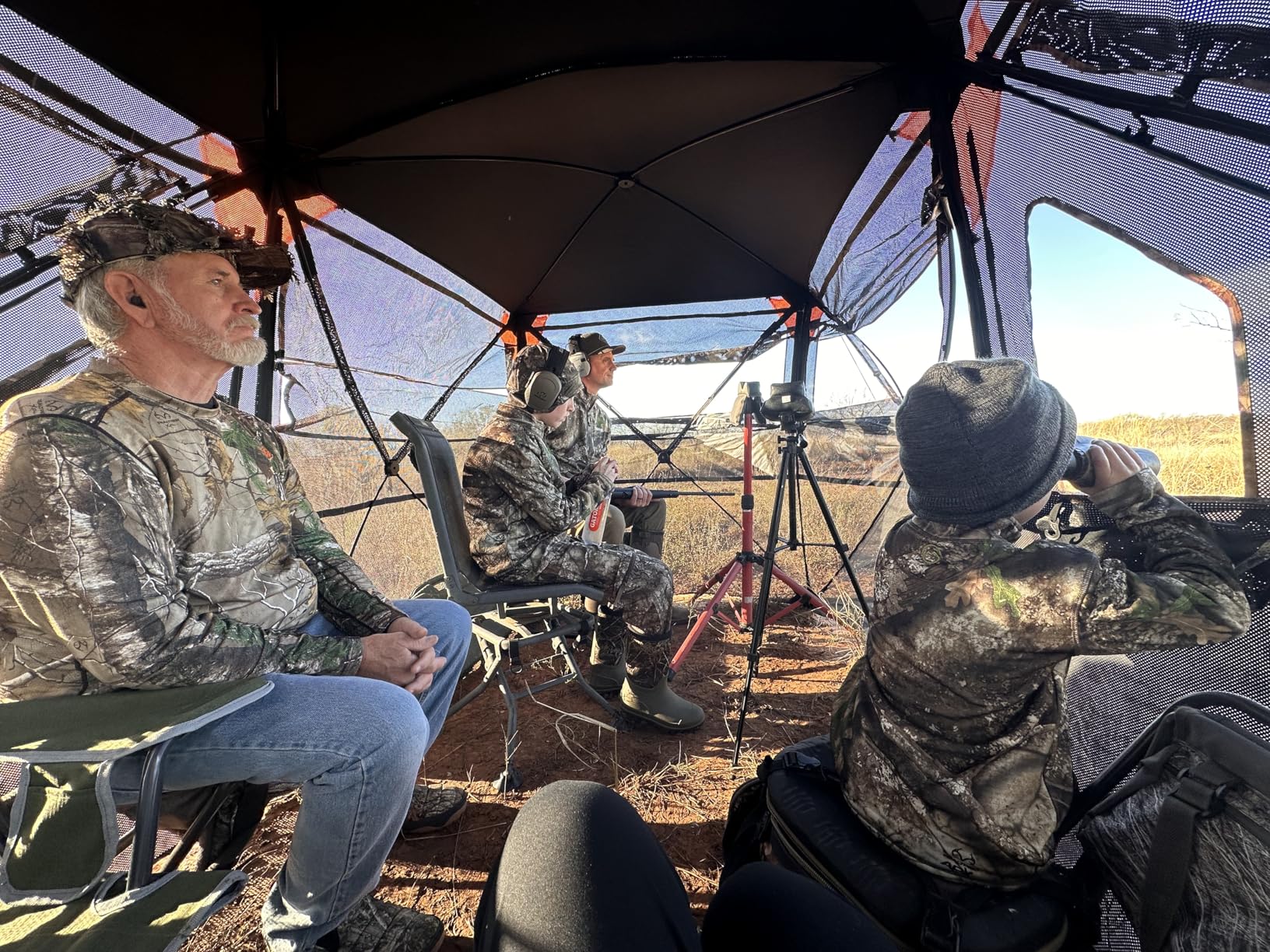 Hunting Blind, 360 Degree See Through Ground Blind for 4-6 Person, Pop Up Blind for Deer Hunting, 300D Tear-Resistant Fabric customer photo 2