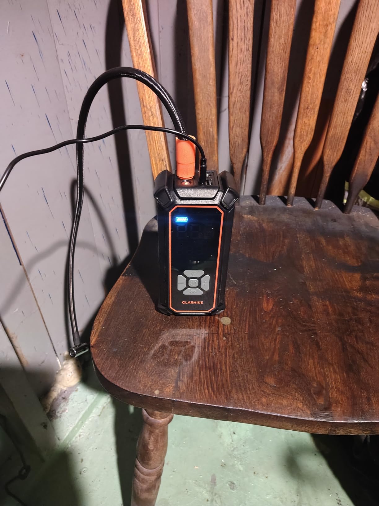 OlarHike Tire Inflator Portable Air Compressor, Dual Power 3x2000mAh & 12V DC customer photo 1