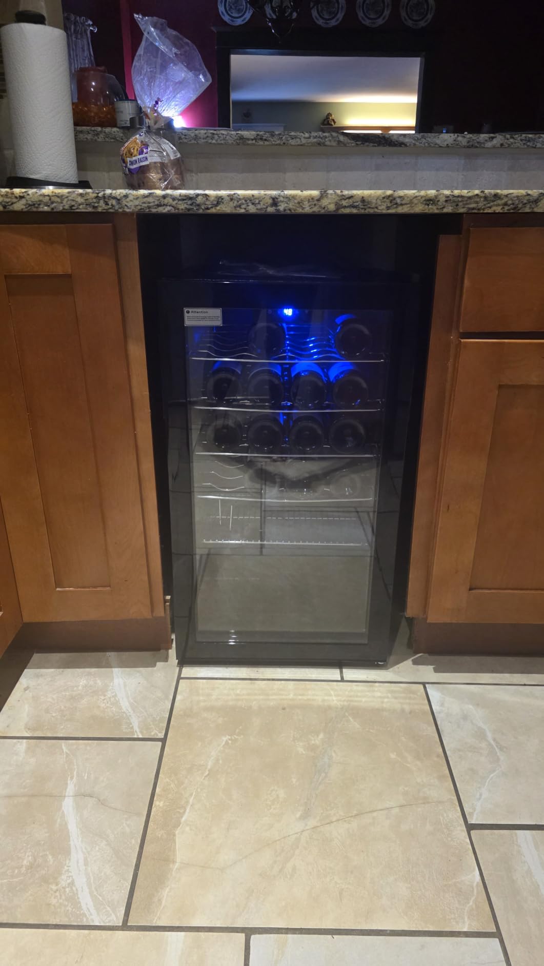 25 Bottle Compressor Wine Cooler Refrigerator, Freestanding Wine Cellar, 41-64°F Adjustable Temperature, Double-layer Glass Door, for Home Bar, Red and White Wine, Silver customer photo 1
