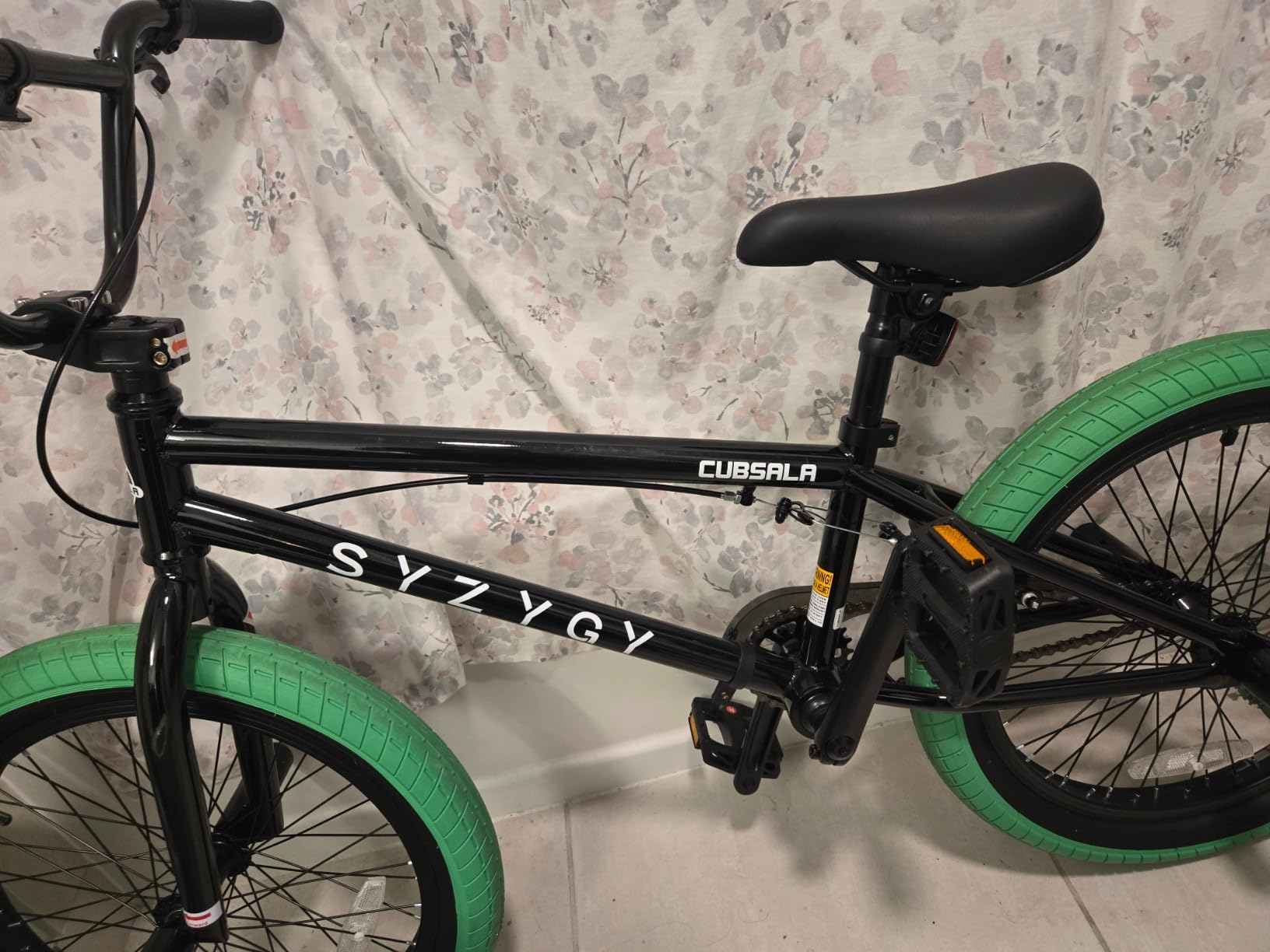 cubsala Echo 20 24 Inch Beginner Kids BMX Bike for Boys Girls | High Tensile Steel Frame, Rear U-Brake, 4 Pegs, 85% Pre-Assembled, Unisex BMX Bicycle for Outdoor Riding customer photo 1