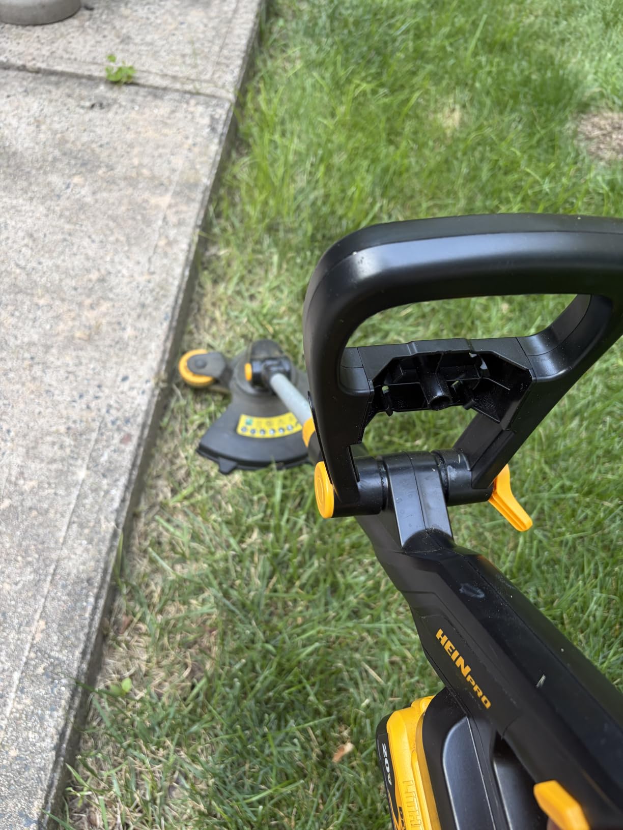 Cordless Weed Wacker Compatible with DeWalt 20V MAX Battery | 16