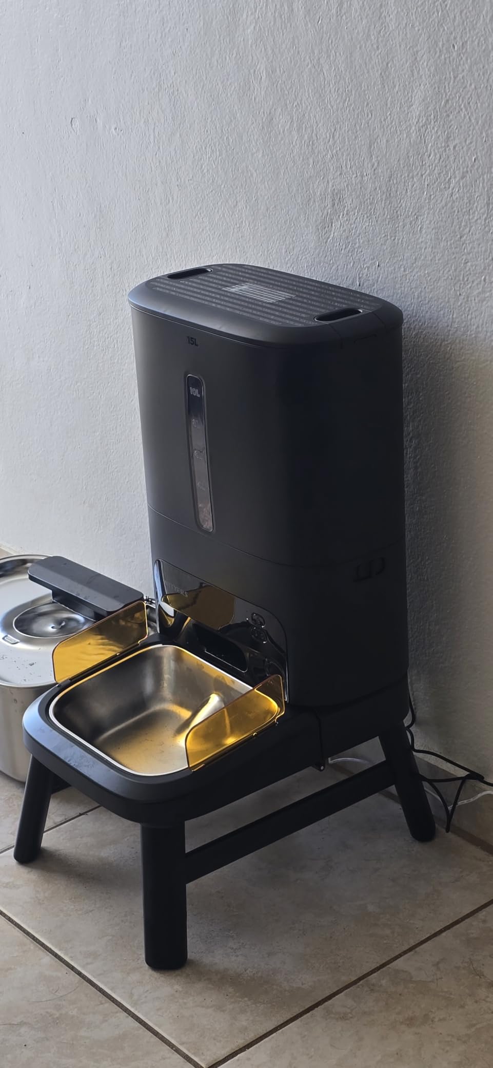 Automatic Dog Feeder for Large Breed with Camera - 15L/64 Cups Anti-Clog 5G WiFi Dog Food Dispenser for 2-23mm Kibble, Elevated Stand, Large Food Tray, 1080P HD Video with Night Vision, Keeps Fresh customer photo 1