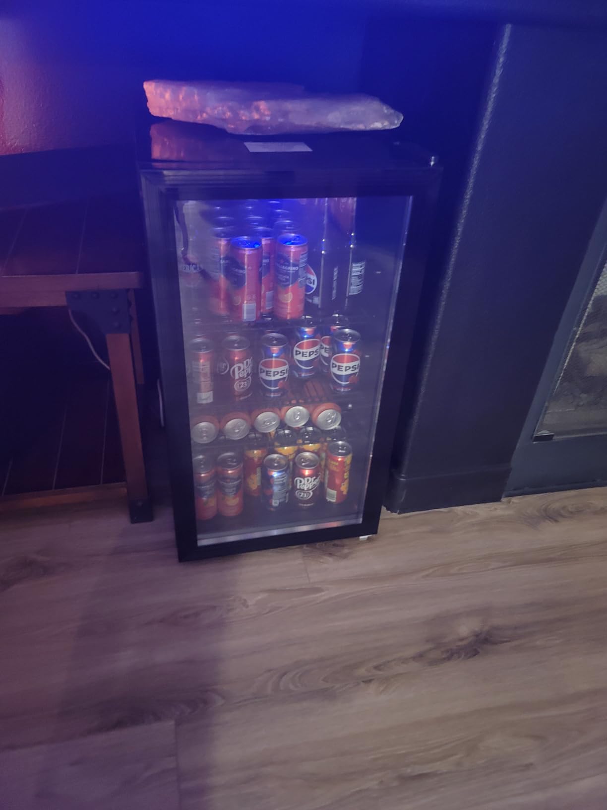 Manastin 18L Beverage Refrigerator Cooler, 24-Can Mini Fridge with Glass Door & LED Light, 40-61°F Digital Temperature Control, Freestanding Drink Fridge for Soda, Beer, Bedroom, Office & Home Bar customer photo 2