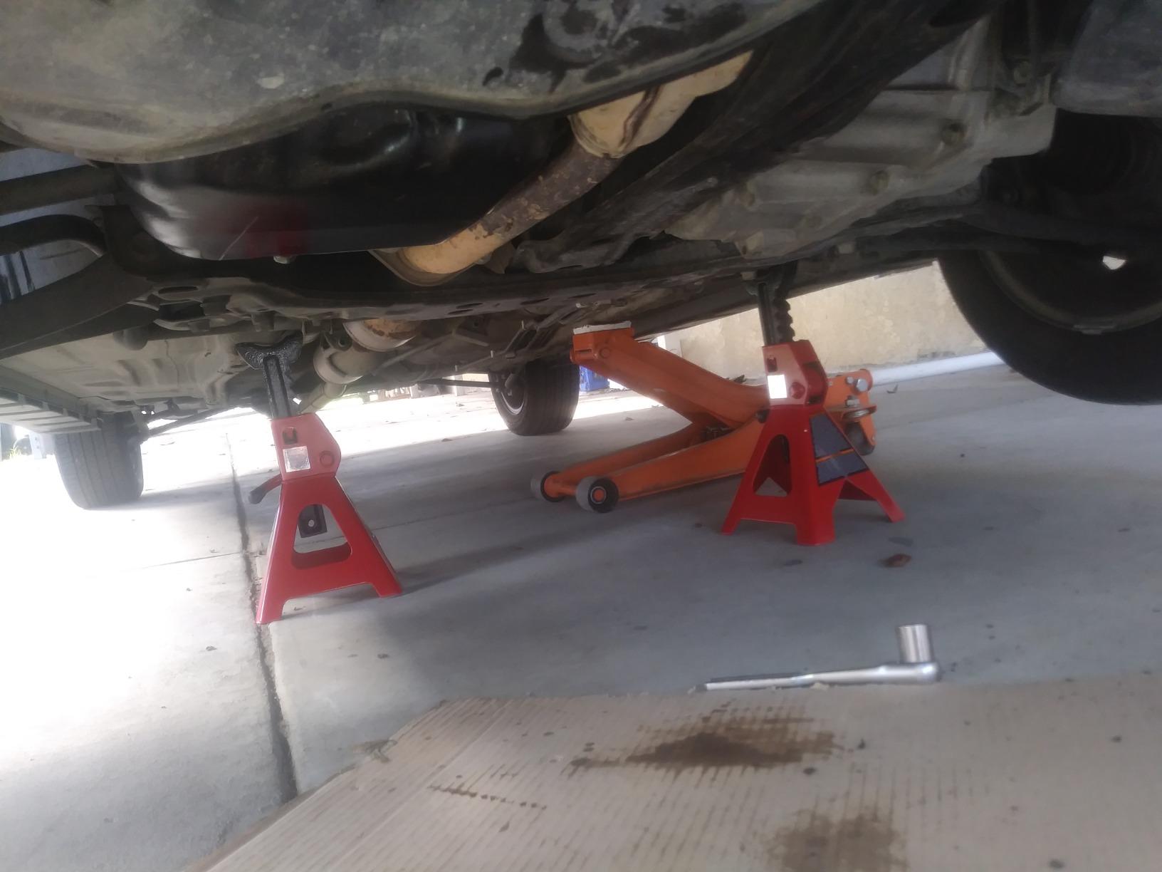 BIG RED T43202 Torin Heavy Duty Steel Jack Stands: 3 Ton (6,000 lb) Capacity Car Lifting Stand, 1 Pair (Not Suitable for SUV, Truck) customer photo 1