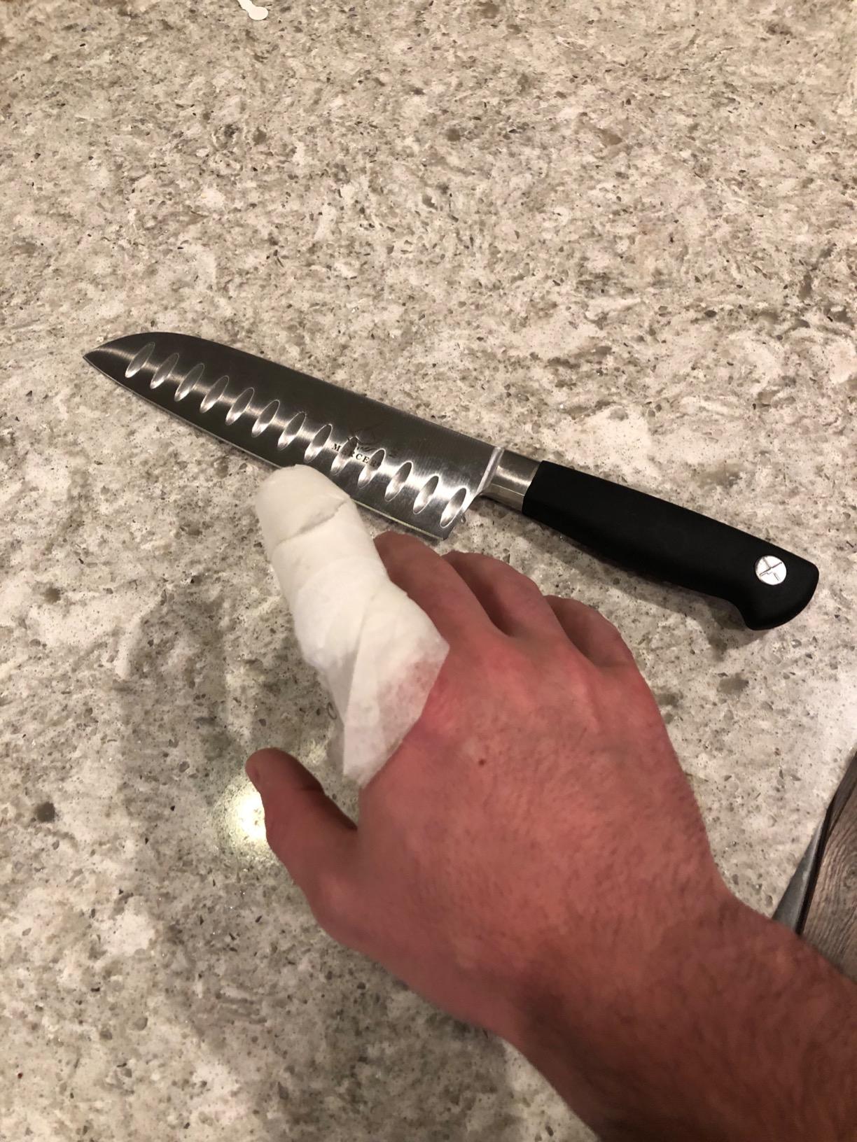 Mercer Culinary M20707 Genesis 7-Inch Santoku Knife, Black customer photo 1