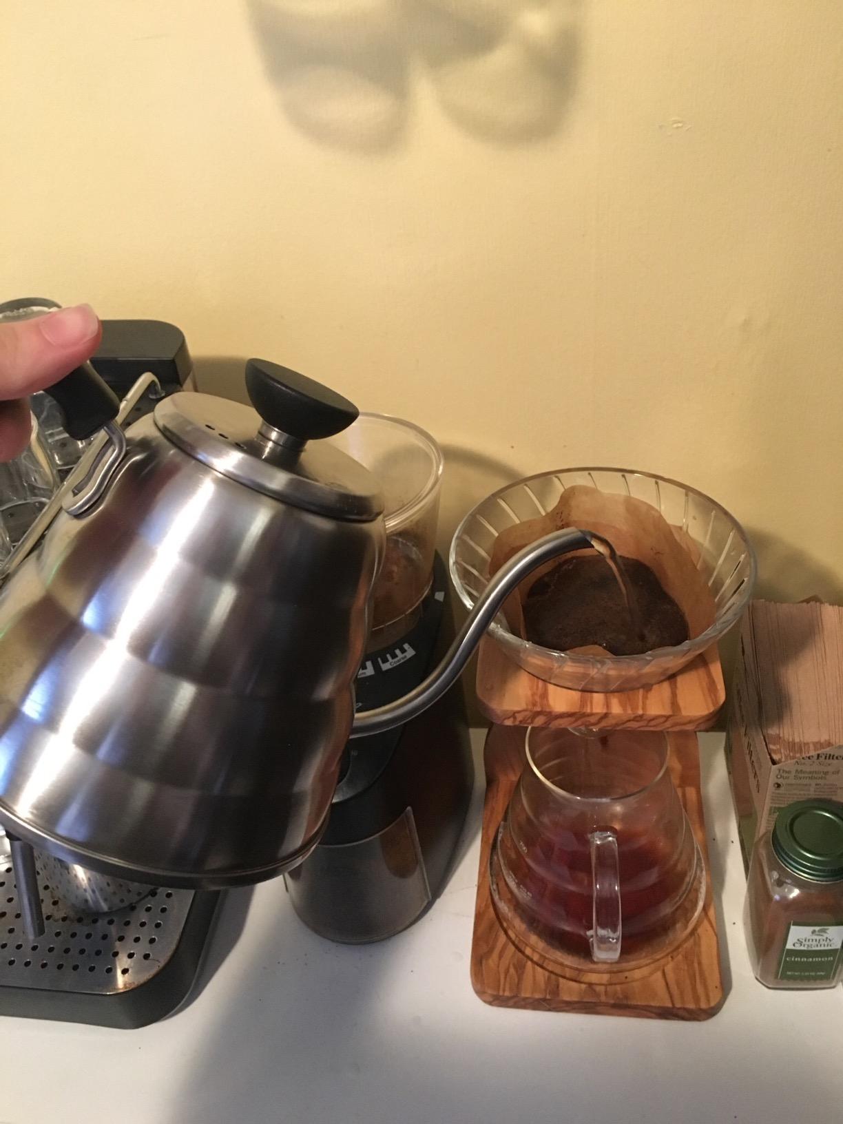 Hario, V60 Dripper Kettle Buono customer photo 1