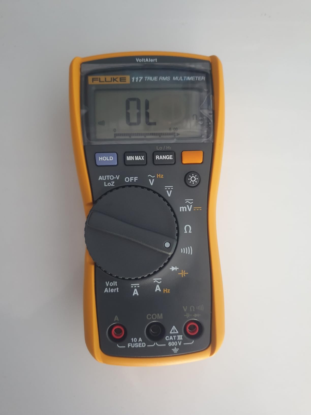 Fluke 117 Digital Multimeter, Non-Contact AC Voltage Detection, Measures Resistance/Continuity/Frequency/Capacitance/Min Max Average, Automatic AC/DC Selection, Low Impedance Mode customer photo 2