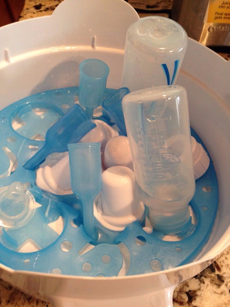 Dr. Brown's Microwave Steam Sterilizer for Baby Bottles and Essentials customer photo 1