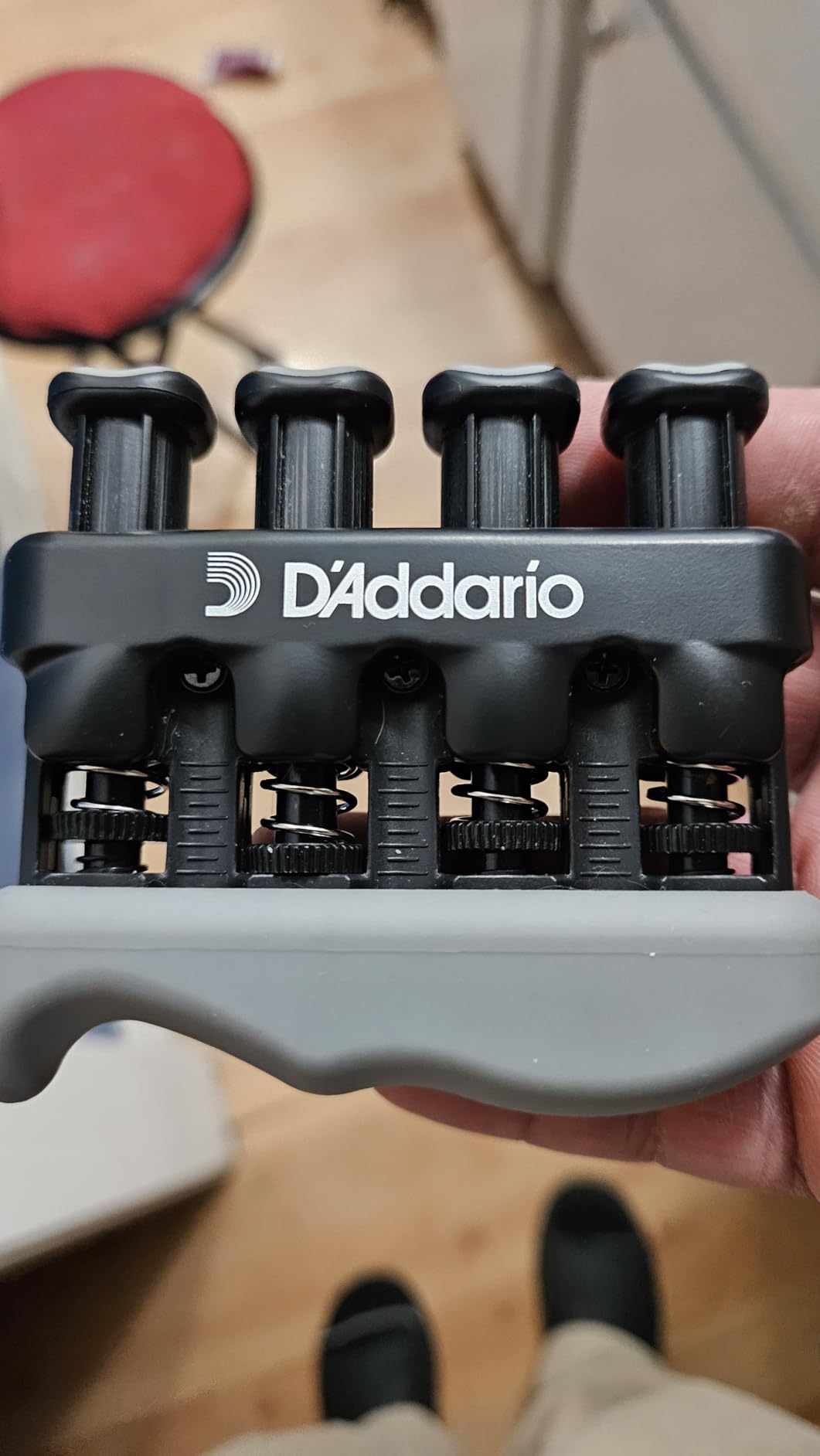 D'Addario Varigrip Hand Exerciser - Improve Dexterity and Strength in Fingers customer photo 1