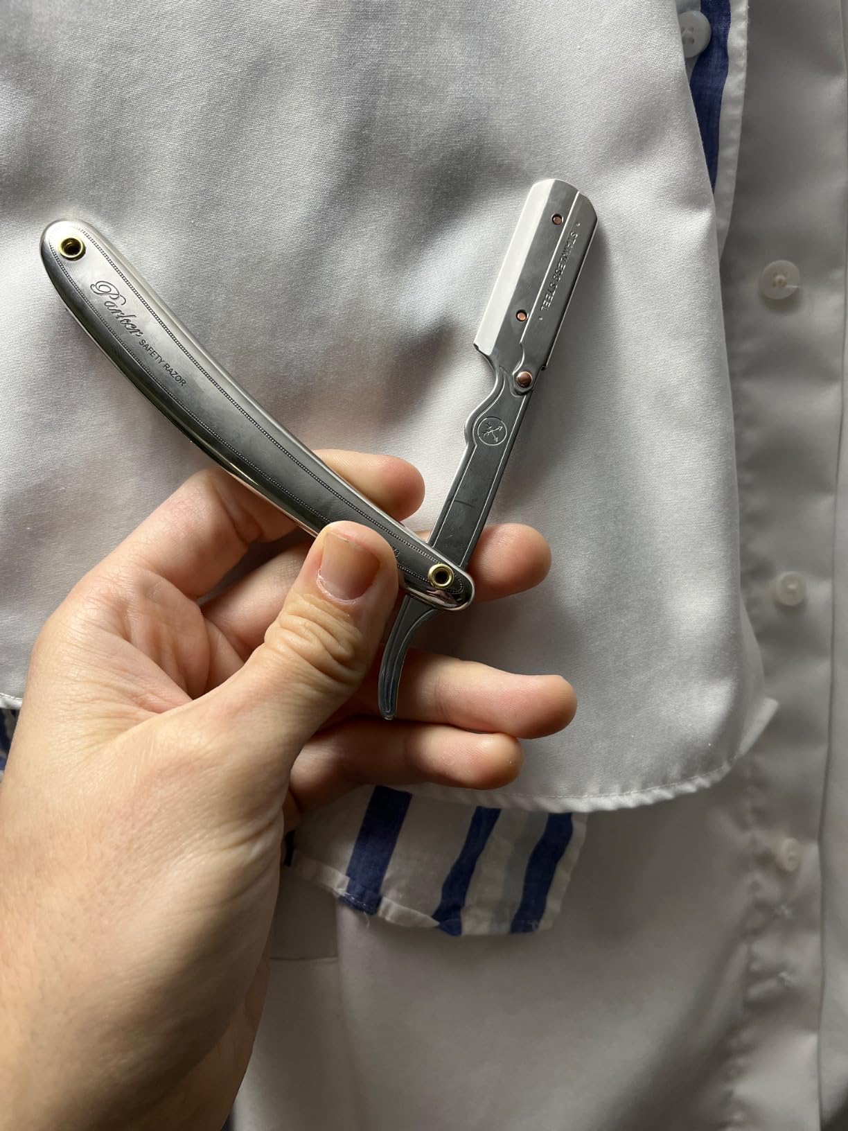 Parker SR1 Stainless Steel Straight Edge Barber Razor with 5 Half Blades customer photo 2