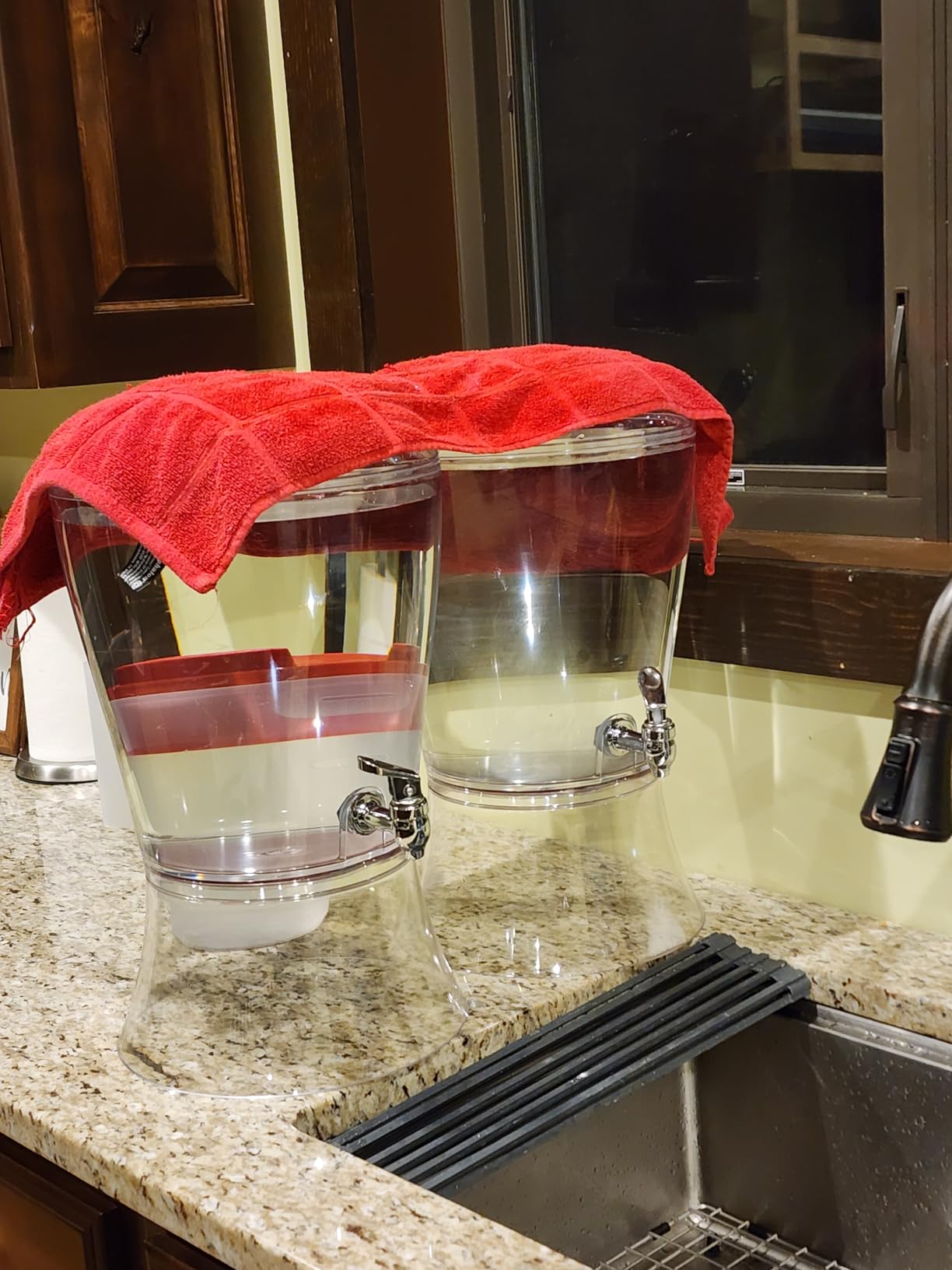 CreativeWare 3 Gallon Beverage Dispenser With Ice Cylinder And Fruit Infuser customer photo 2