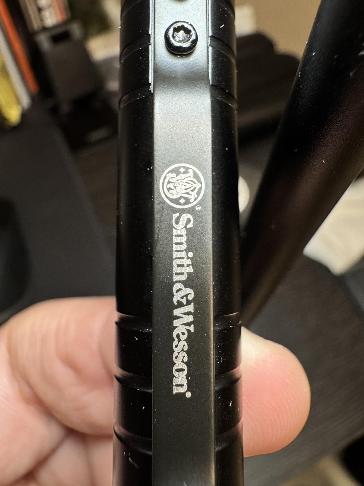 Smith & Wesson 6.1in Aircraft Aluminum Refillable Tactical Pull Cap Pen for Outdoor Survival Camping and Everyday Carry customer photo 2