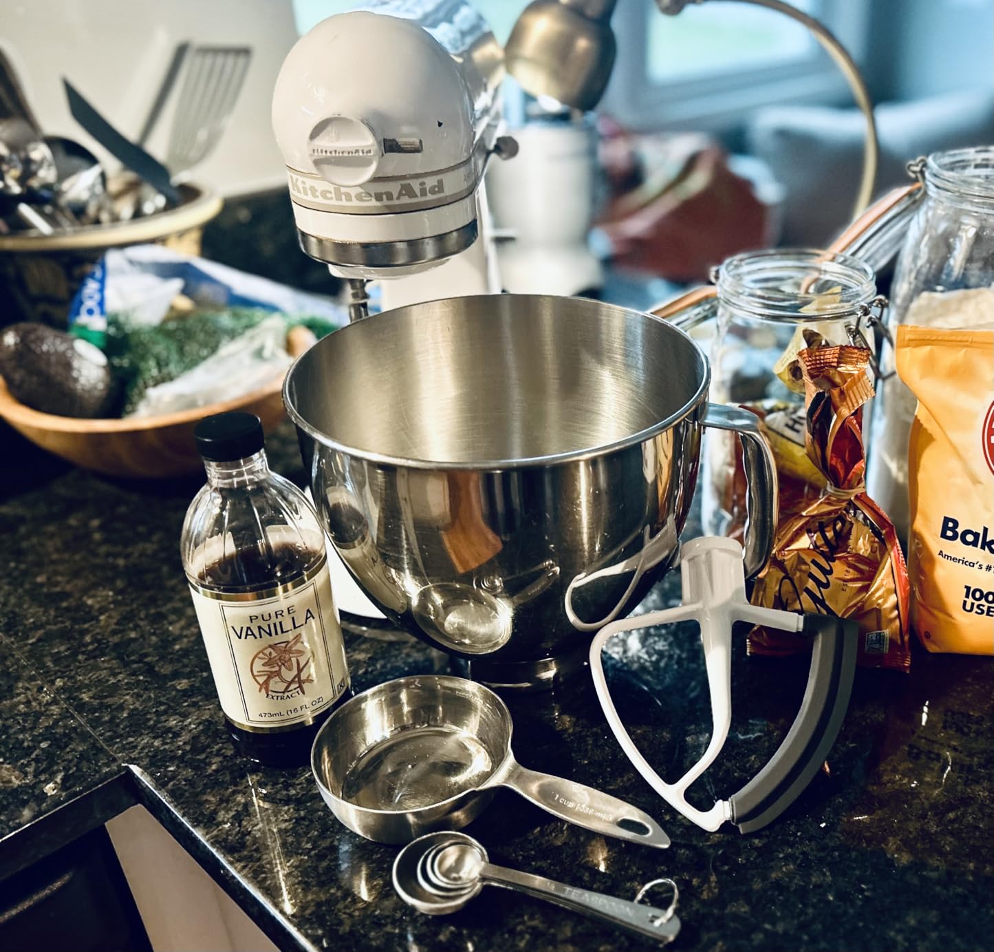KitchenAid KFE5T Flex Edge Beater for 4.5/5 Quart Tilt-Head Mixers, White customer photo 1