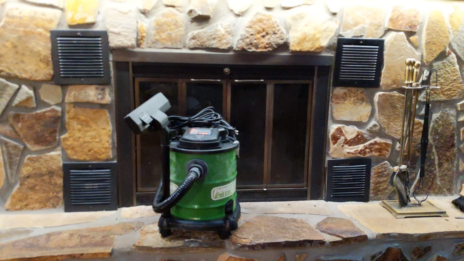 PowerSmith PAVC101 10 Amp Ash Vacuum,Green / Black customer photo 1