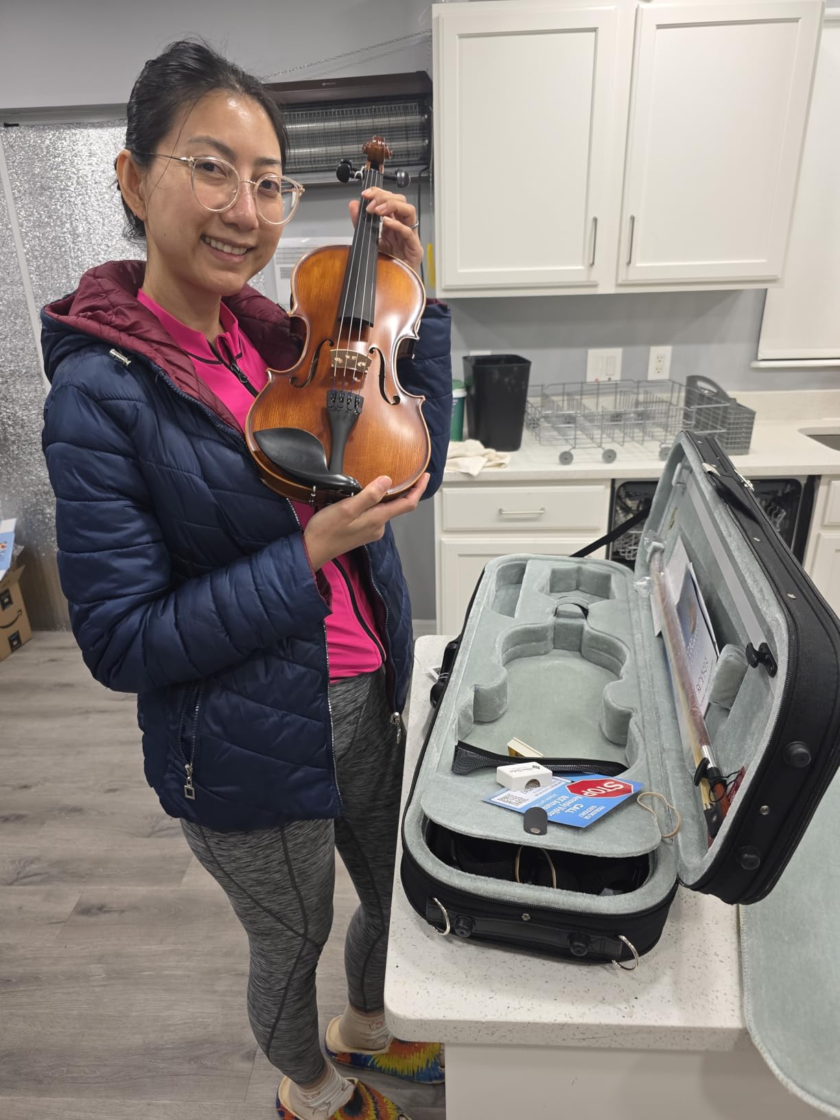Bunnel Pupil Violin Outfit 4/4 Full Size Clearance by Kennedy Violins - Carrying Case and Accessories Included - Solid Maple Wood and Ebony Fittings RB300 customer photo 1