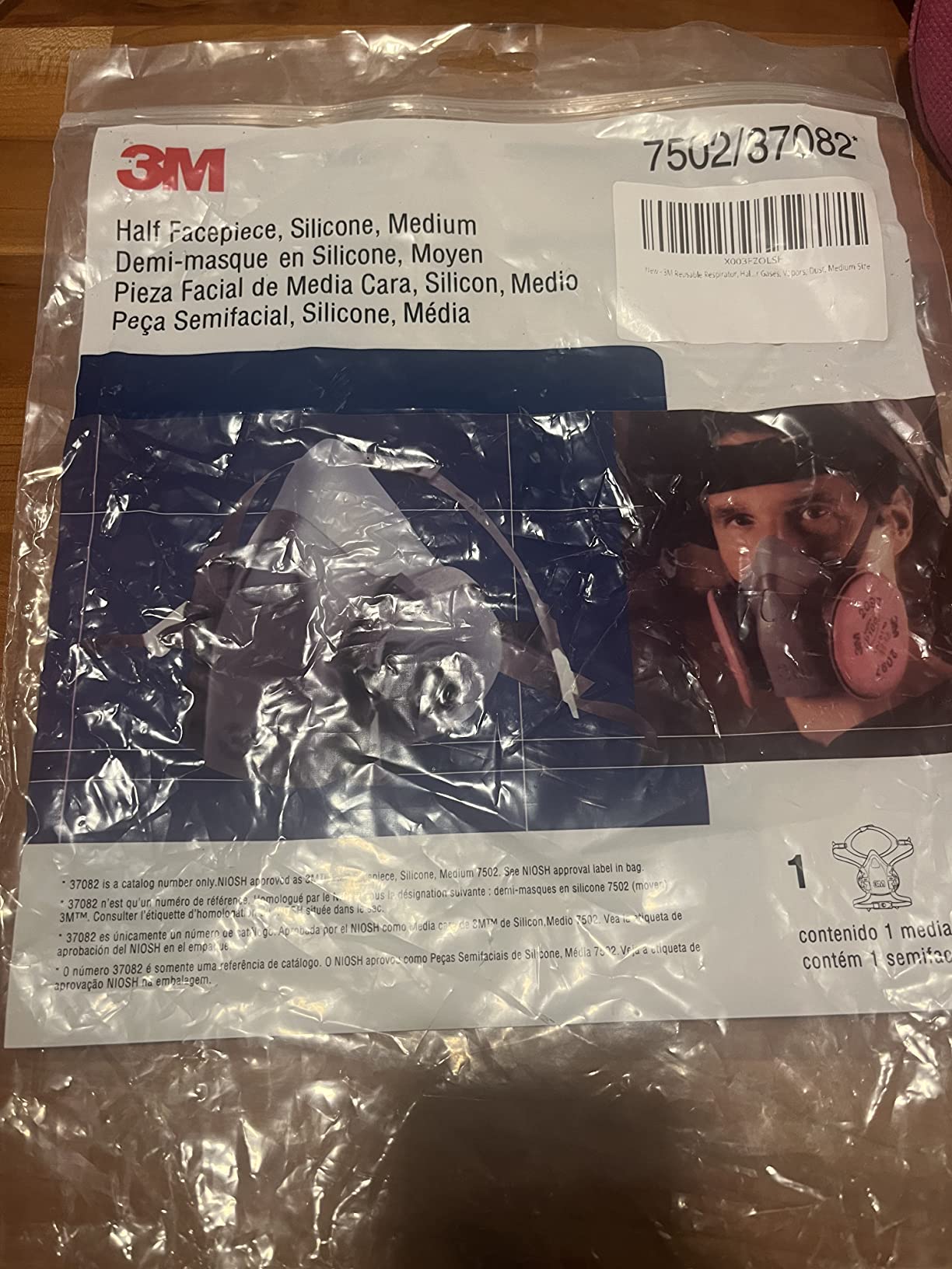3M Reusable Respirator Half Facepiece 7502, NIOSH, Medium | 3M Cool Flow Valve, Dual Airline Supplied Air Compatible, Integrated Dropdown Suspension, Bayonet Connections customer photo 1