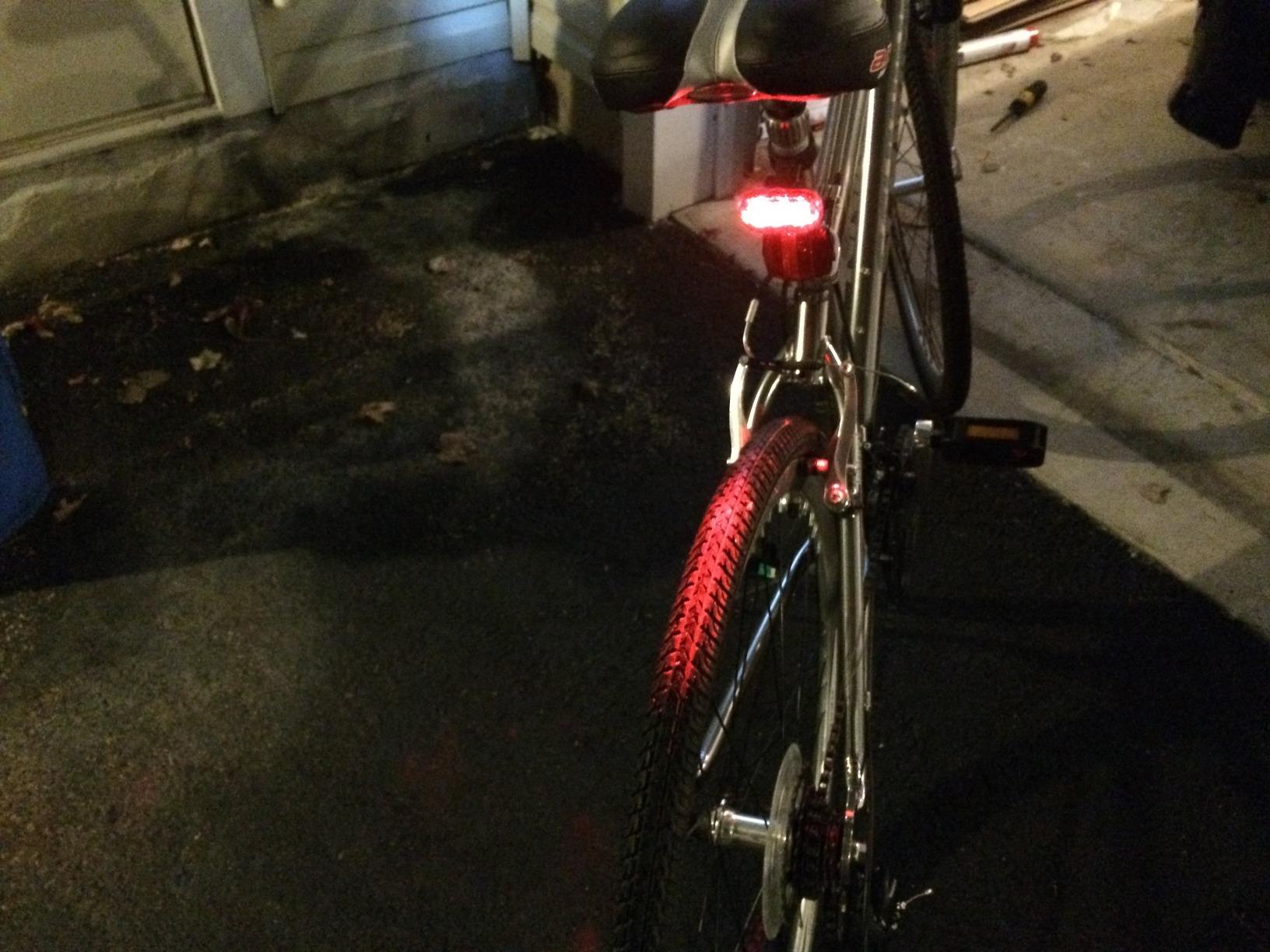 BV Bike Lights, Super Bright with 5 LED Bike Headlight & 3 LED Rear, Bike Lights for Night Riding with Quick-Release, Waterproof Bicycle Light Set, Bike Accessories, Bicycle Accessories, Flashlight customer photo 2