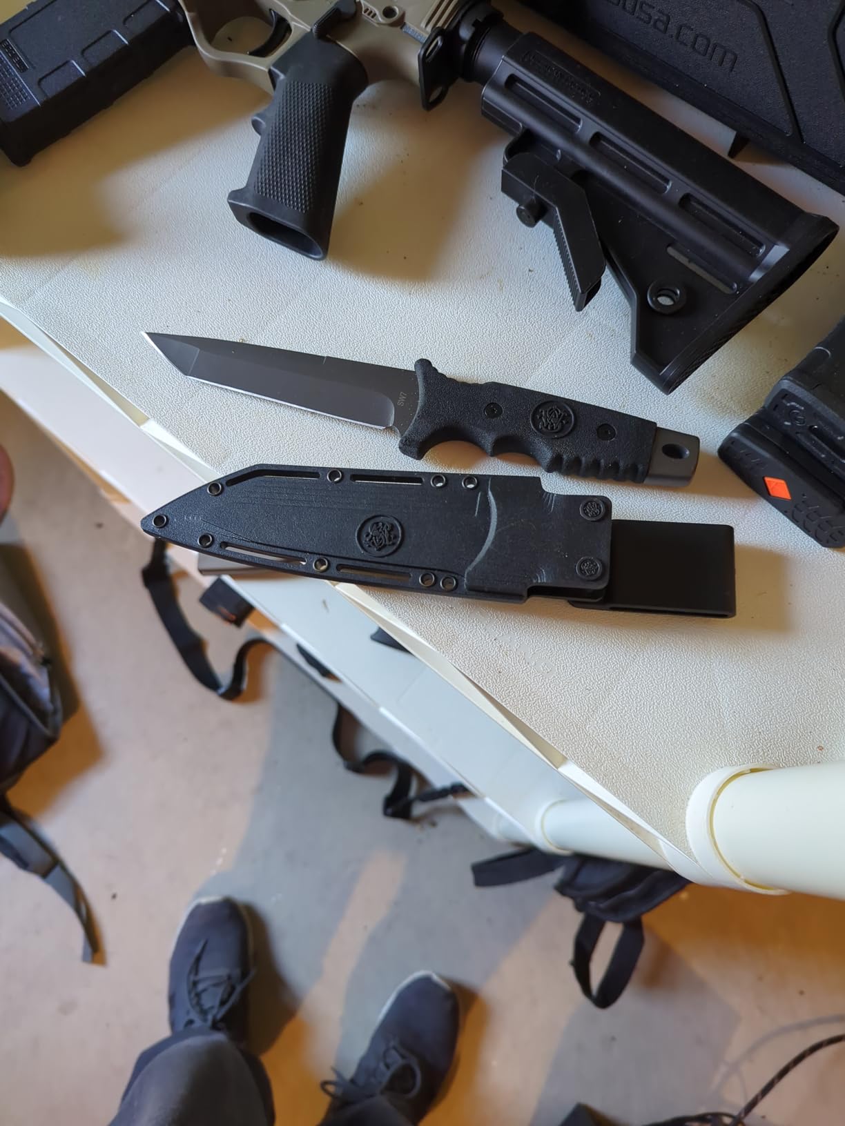 Smith & Wesson 10.6in High Carbon S.S. Fixed Blade Knife with 5.2in Tanto Blade and TPE Handle for Outdoor, Tactical, Survival and EDC customer photo 2