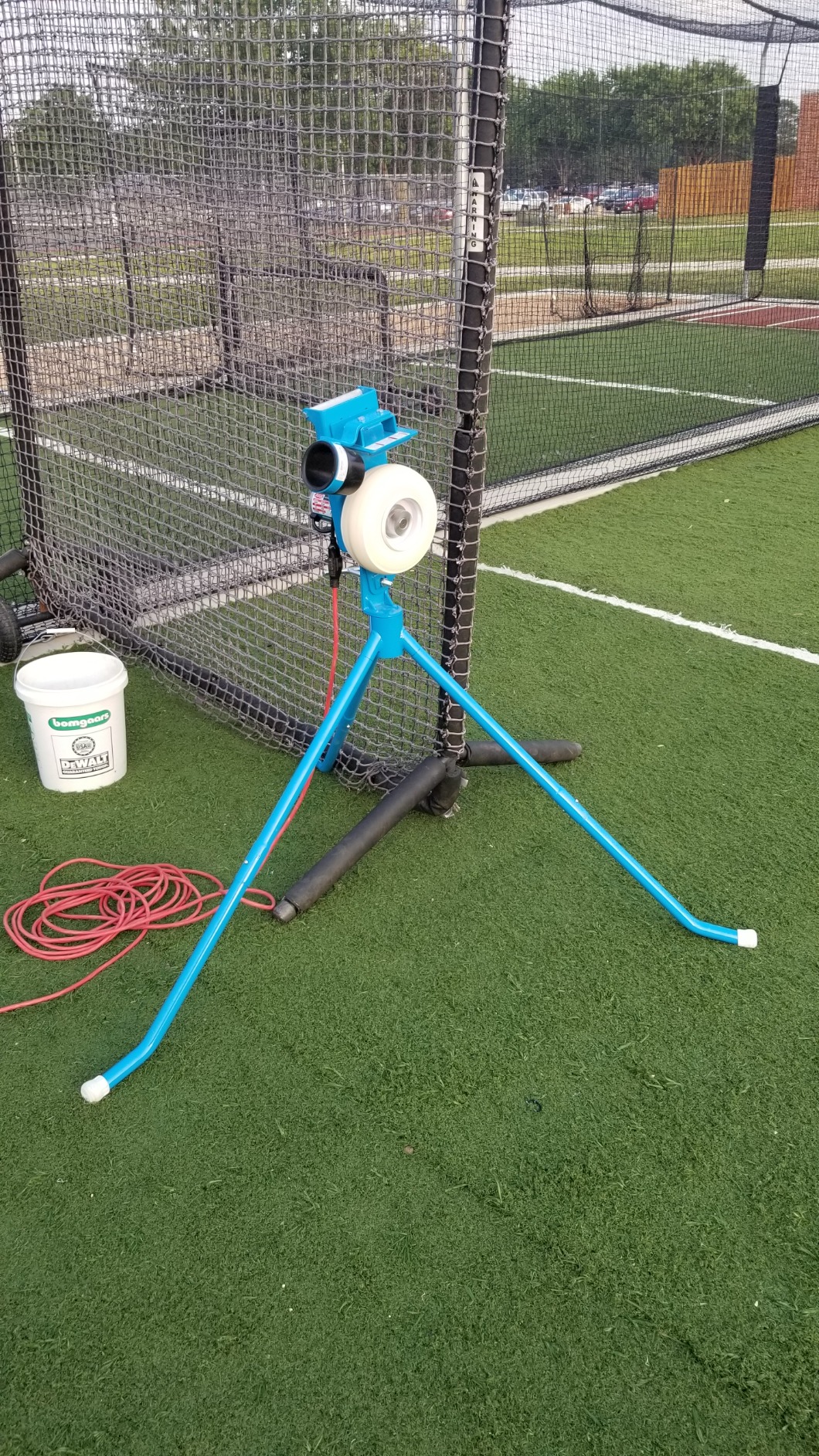 JUGS PS50 Baseball and Softball Pitching Machine - The Introductory-Level Pitching Machine That Throws up to 50 mph. Throws Both Baseballs and softballs. customer photo 2
