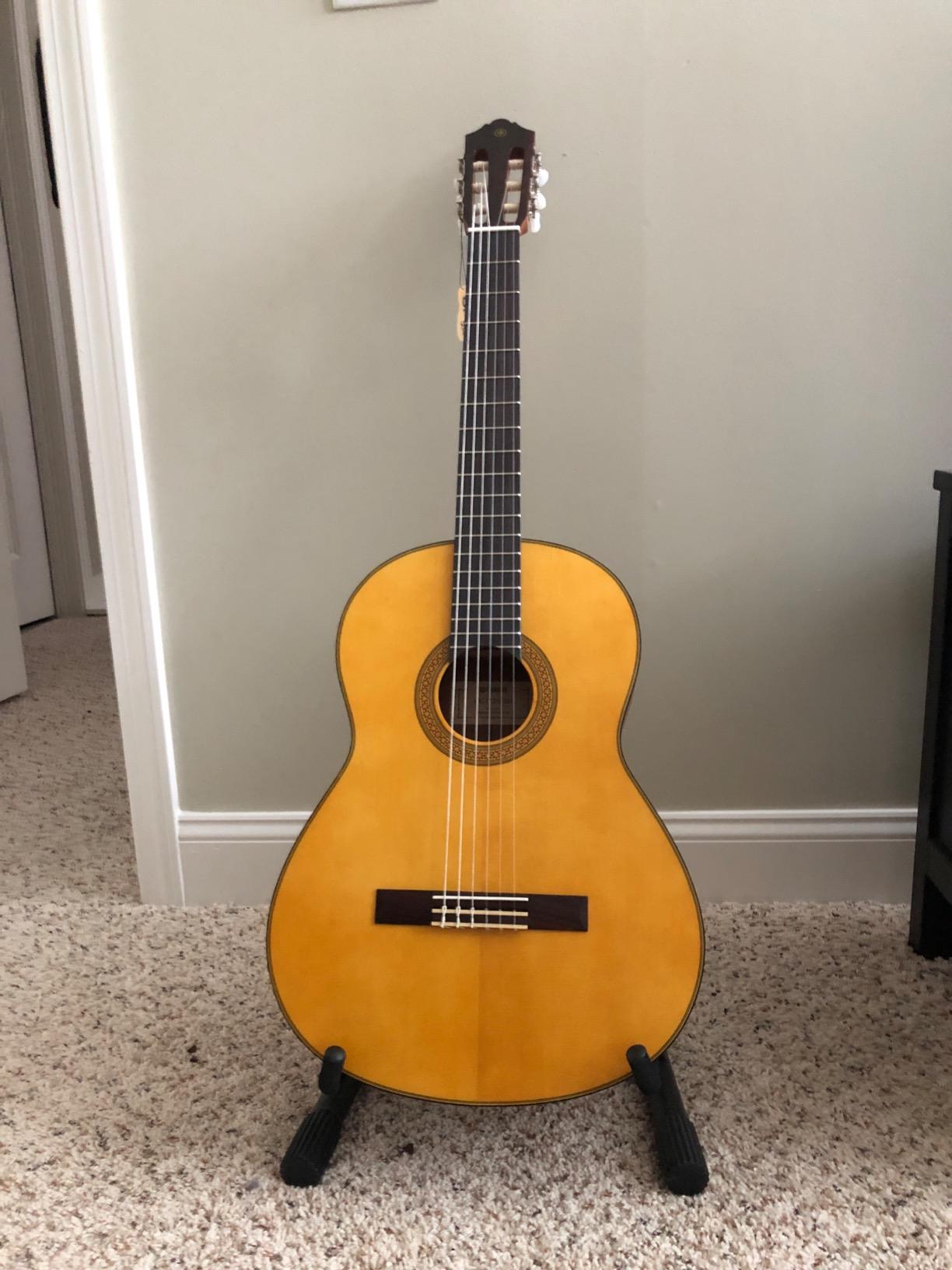 Yamaha CG122MSH Classical Guitar, Solid Spruce Top customer photo 1