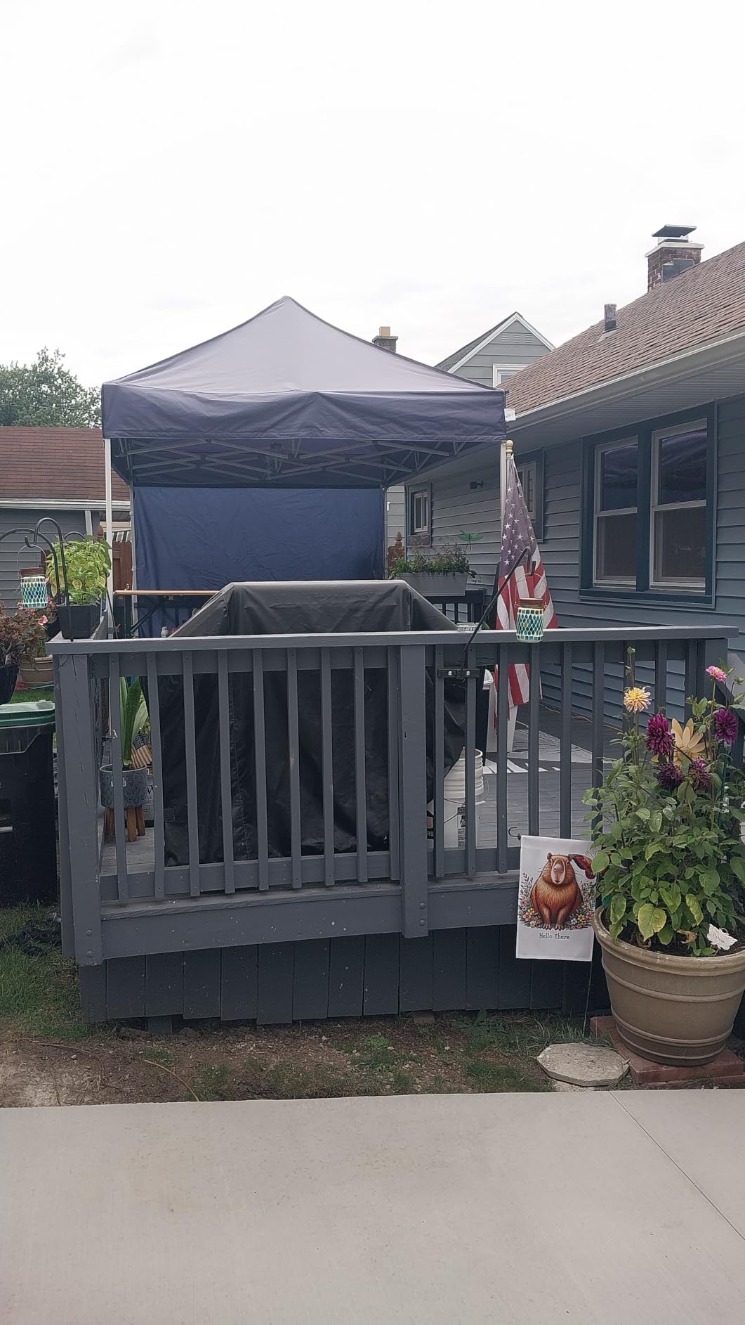 Eurmax USA NOMATTER ONE-Person Open&Close 10x10ft Pop Up Canopy Tent,Portable Shelter Canopy for Outdoor Events with 1 Removable Sidewall,Instant Canopies,Bonus 4 Sand Bags(White) customer photo 1