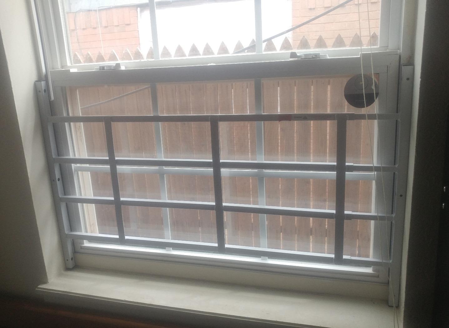 Segal S 4764 Fixed Window Guard - Adjustable Child Safety Window Guard Prevents Accidental Falls, Tamper Resistant Screws Included, Non-Egress, White, 23-1/2 to 38 In. W x 21-1/4 In. H (Single Pack) customer photo 2