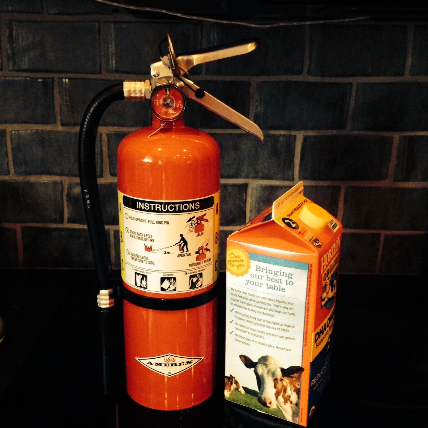 Amerex B500 Fire Extinguisher, 5 lb. ABC Dry Chemical | Rechargeable all-metal 5 lb ABC extinguisher, UL rated 2A:10B:C customer photo 1