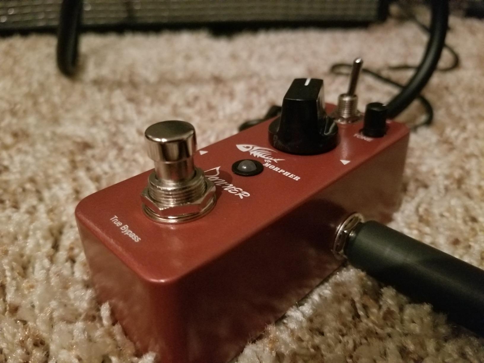 Donner Distortion Guitar Pedal, Morpher Mini Distortion 3 Modes Natural, Tight, Classic Crunch 80s Metal for Electric Guitar True Bypass customer photo 2