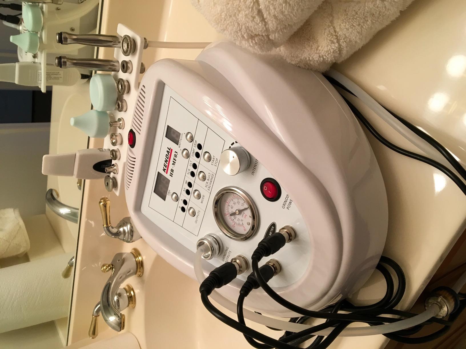Kendal 3 in 1 Professional Diamond Microdermabrasion Machine customer photo 2