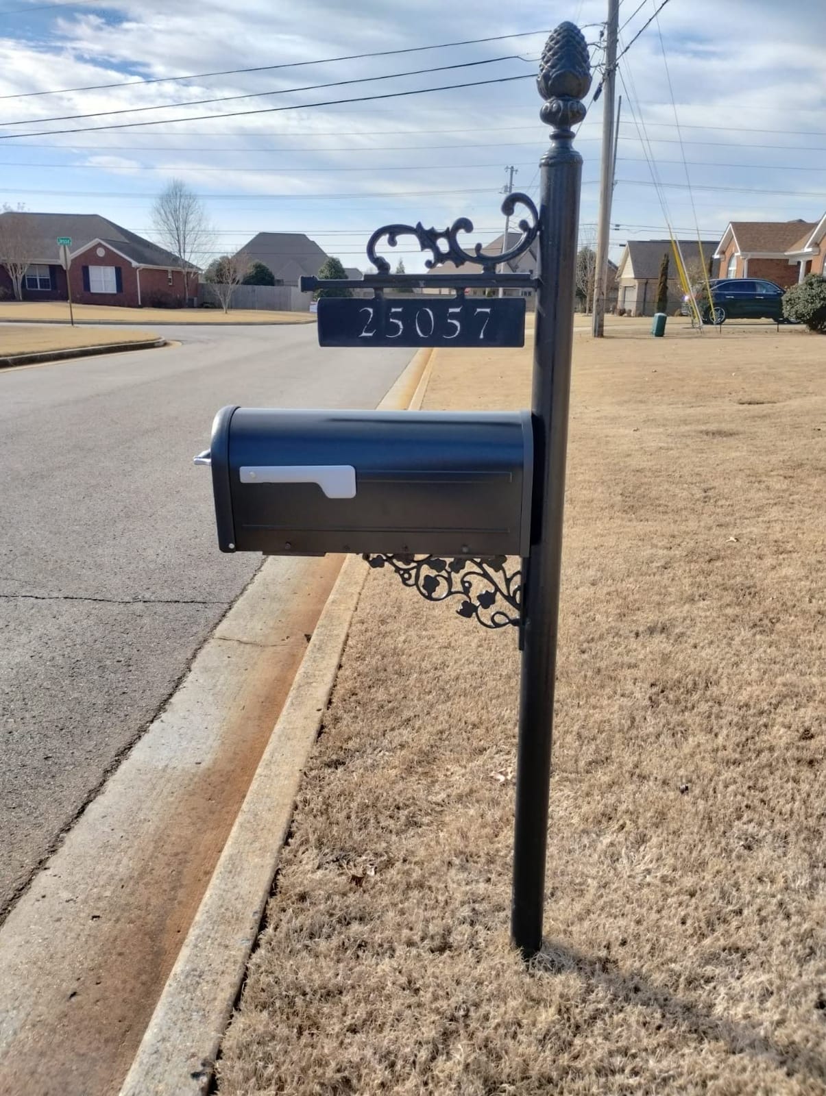 Architectural Mailboxes Chadwick Galvanized Steel Post Mount Mailbox, 8950B-10, Black, Medium Capacity | Galvanized steel build for outside with weather-resistant build and rust-resistant powder-coat finish. USPS approved. customer photo 2