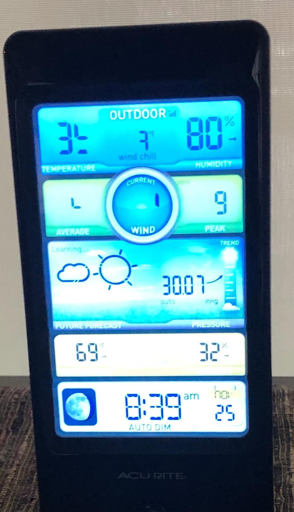 AcuRite Notos (3-in-1) 01604M Pro Color Digital Weather Station with Wind Speed, Temperature and Humidity customer photo 1