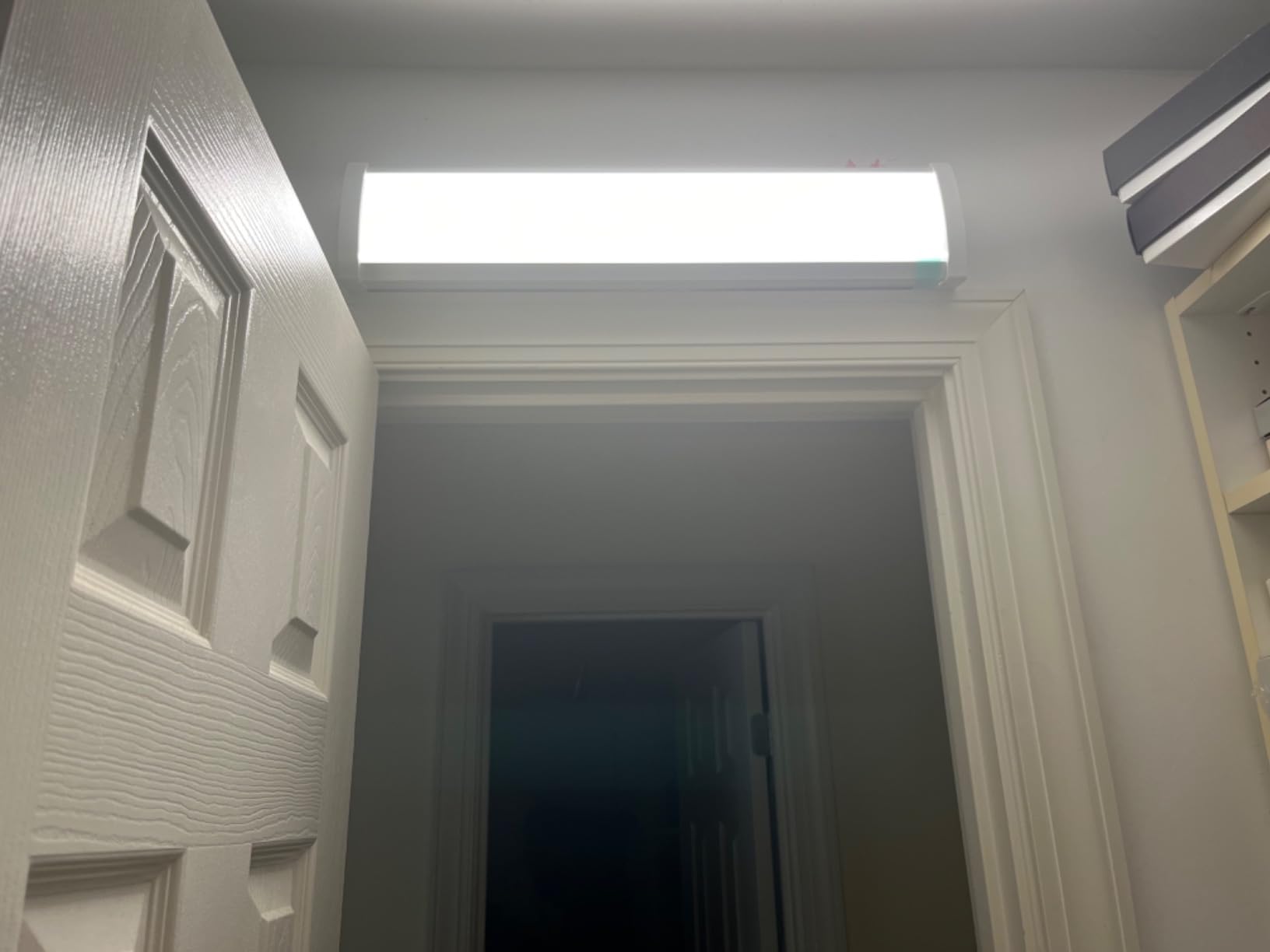 Lithonia Lighting 4' Low-Profile LED Wraparound Light Fixture, 4000K, 120V, 48-Inch LED Flush Mount Ceiling Light, 4000K Cool White Color Temperature (FMLWL 48 840) customer photo 2