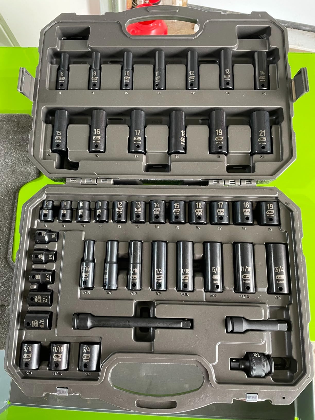 GEARWRENCH 44 Pc 3/8