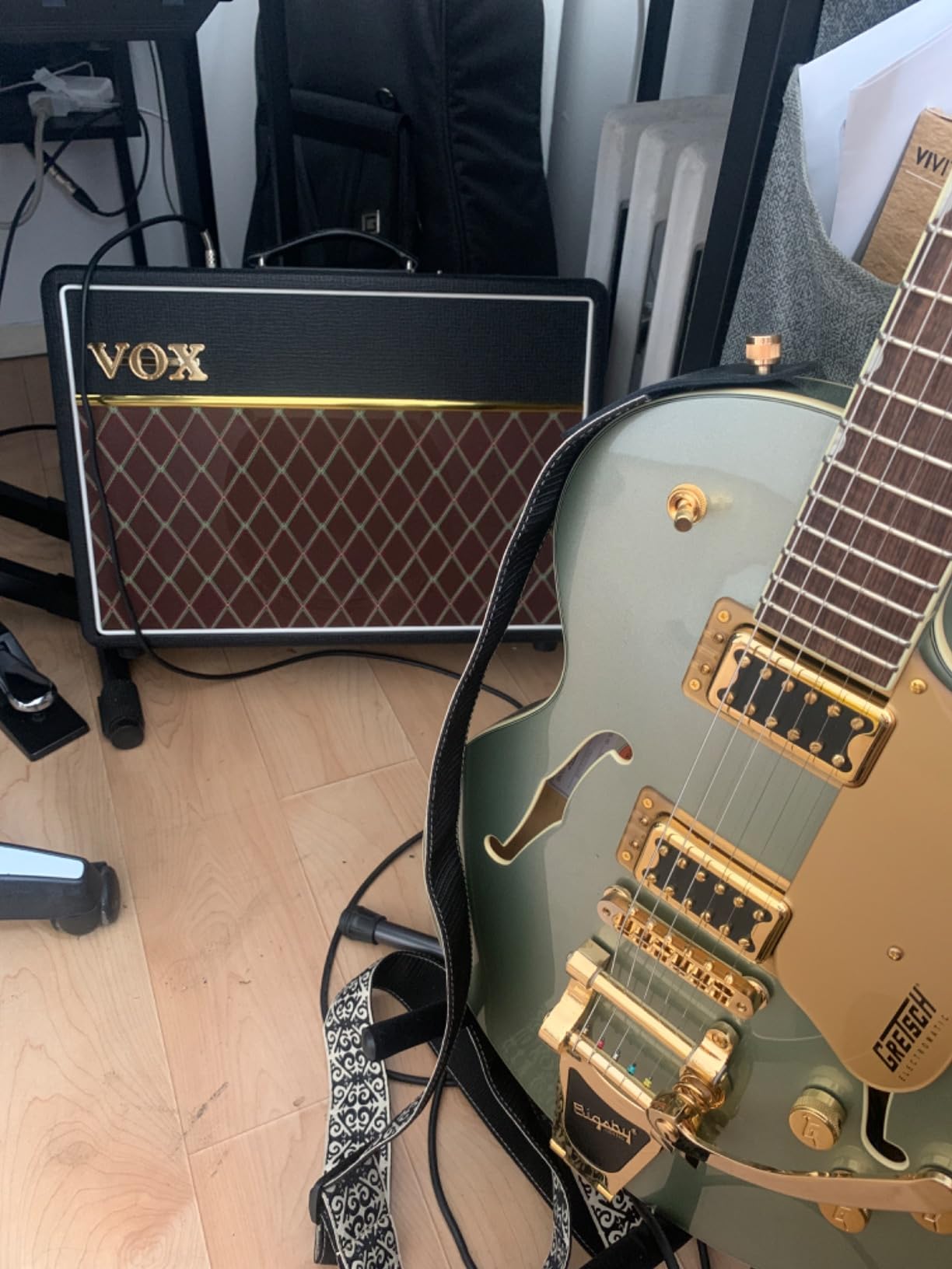 Vox AC10C1 1x10 inch 10 watt Guitar Tube Combo Amplifier w/ 1 Channel customer photo 1