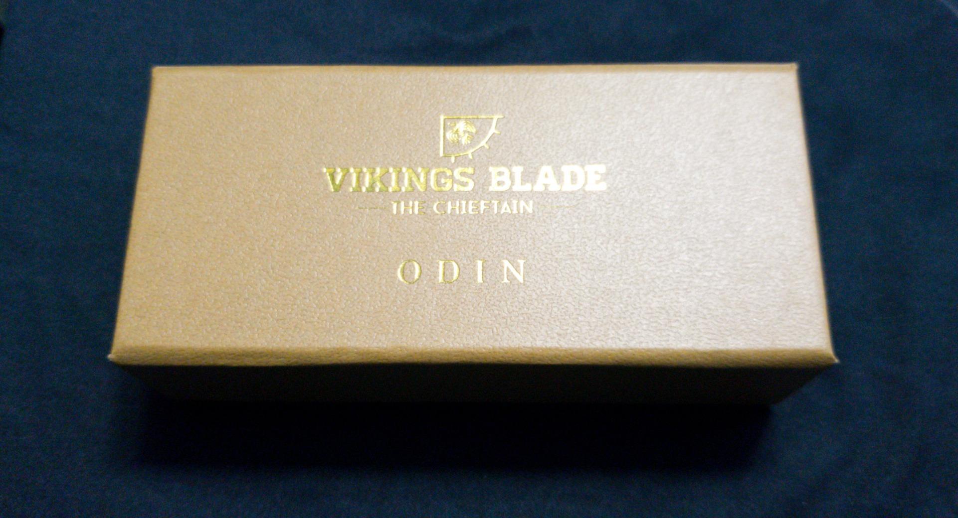 VIKINGS BLADE Double Edge Safety Razor for Men + 5 Swedish Steel Blades + Luxury Case (The Chieftain) customer photo 2