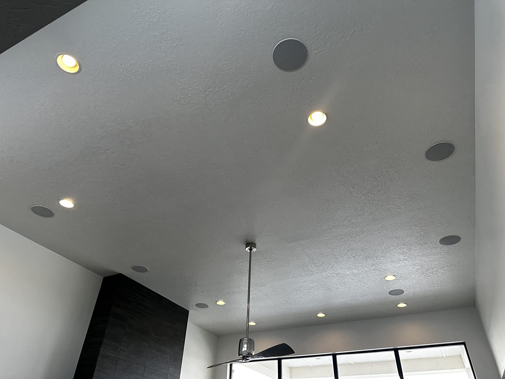 Bose Virtually Invisible 791 in-Ceiling Speaker II (White) customer photo 2