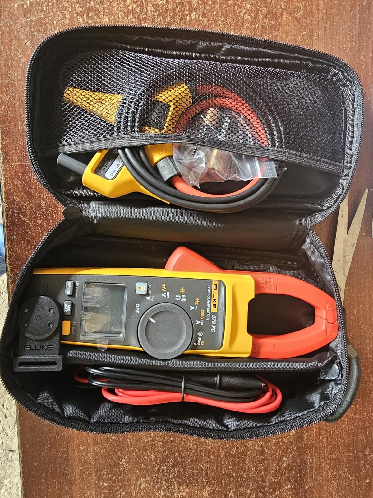 Fluke - FLUKE-376 FC 376 FC 1000A Ac/Dc TRMS Wireless Clamp W/Iflex customer photo 2