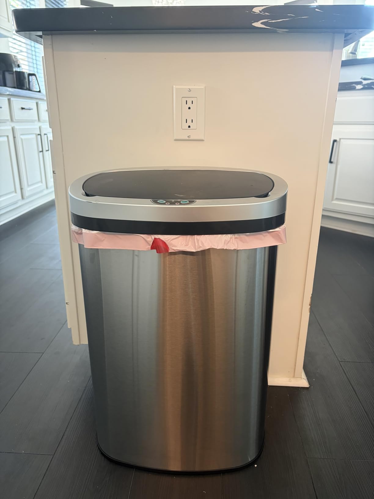 BestOffice | 13 Gallon Stainless Steel Trash Can with Lid | Steel | Automatic Touchless Garbage Can | Odor Control | Modern Oval Design | Easy to Clean | For Kitchen, Bathroom, Office or Home customer photo 1
