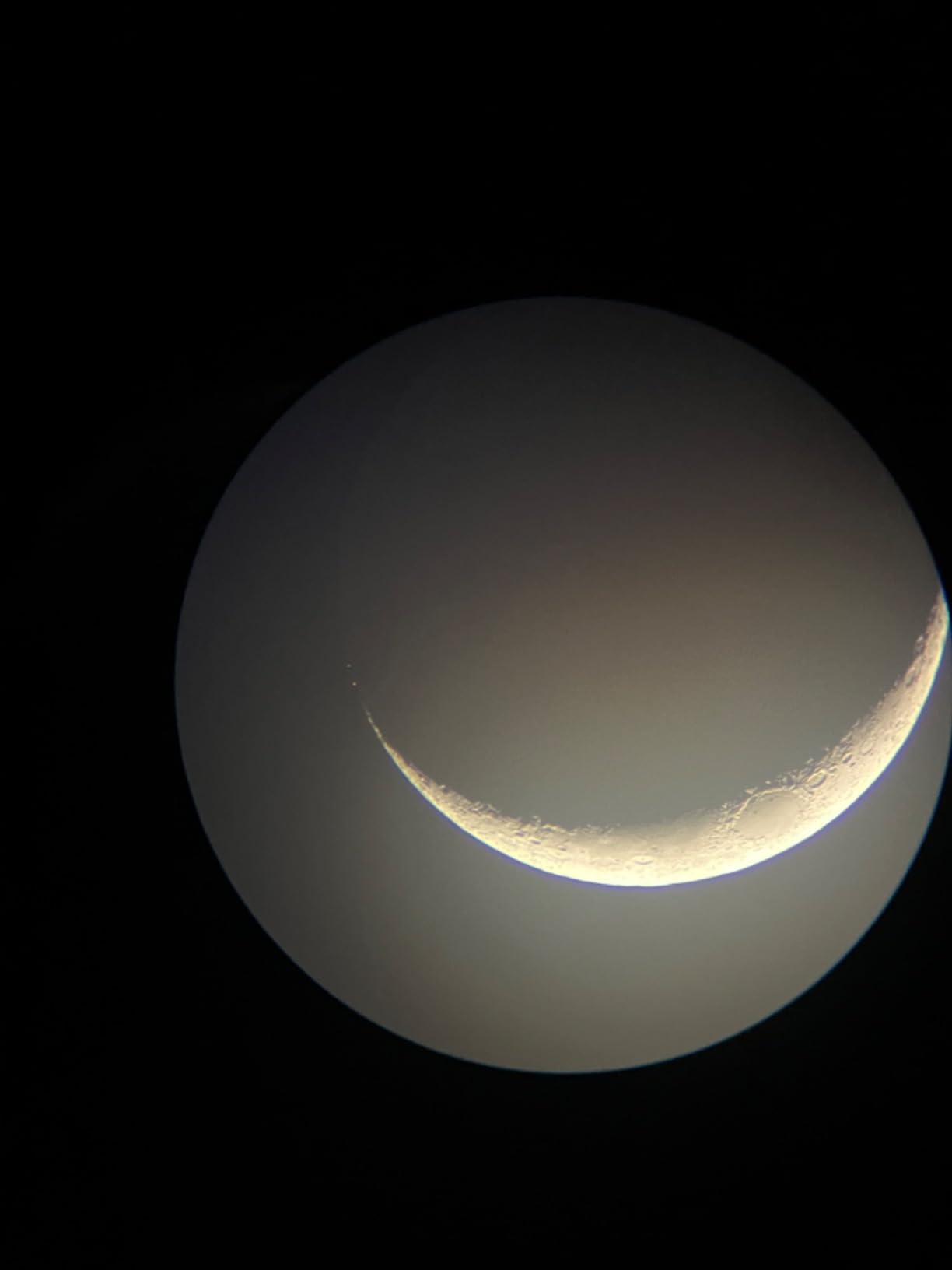 Celestron AstroMaster 102AZ ShortTube Refractor Telescope WideField Viewing | Perfect First Telescope for Beginners, Short Tube Refractor, Bright Moon & Planetary Views, Easy Manual Alt-Azimuth Mount customer photo 1