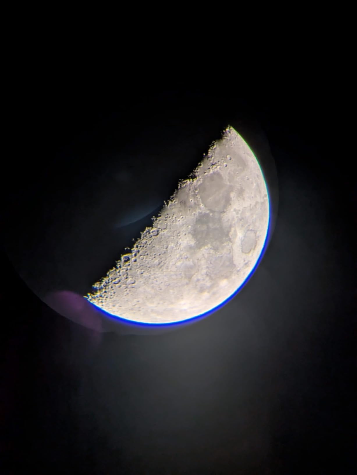 Celestron AstroMaster 102AZ ShortTube Refractor Telescope WideField Viewing | Perfect First Telescope for Beginners, Short Tube Refractor, Bright Moon & Planetary Views, Easy Manual Alt-Azimuth Mount customer photo 2