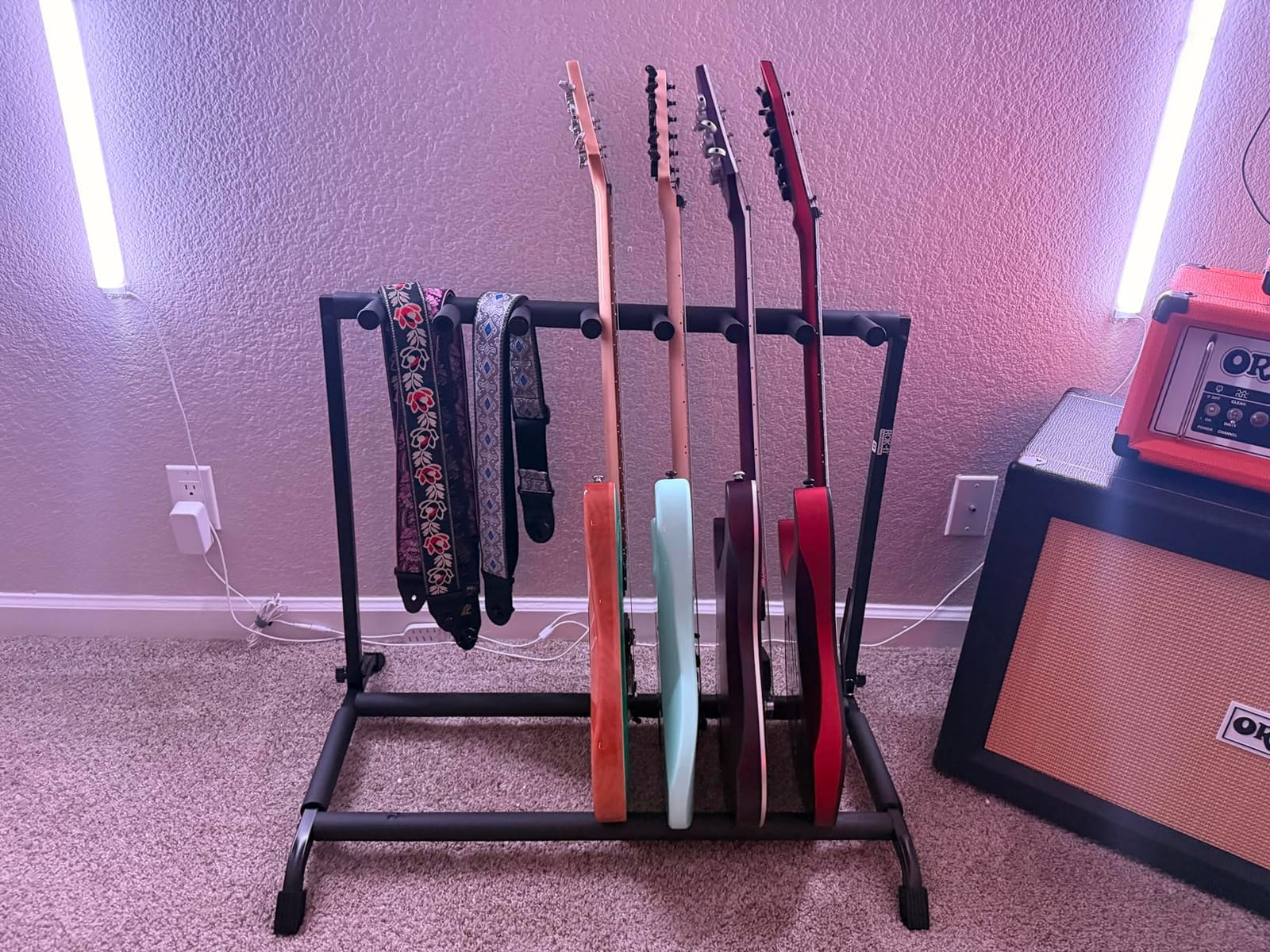 Gator Rok-It Multi Guitar Stand Rack with Folding Design, Holds up to 5 Electric or Acoustic Guitars (RI-GTR-RACK5) customer photo 2