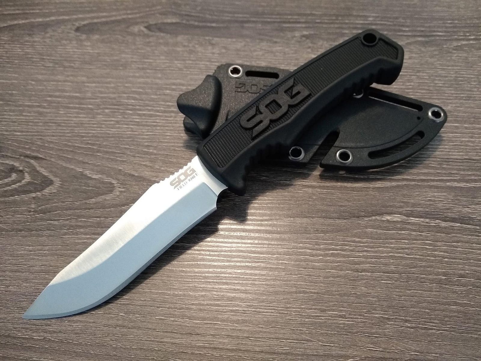 SOG Survival Knife with Sheath - Field Knife Fixed Blade Knives 4 Inch Tactical Knife and Bushcraft Knife w/Full Tang Hunting Knife Blade (FK1001-CP) customer photo 2