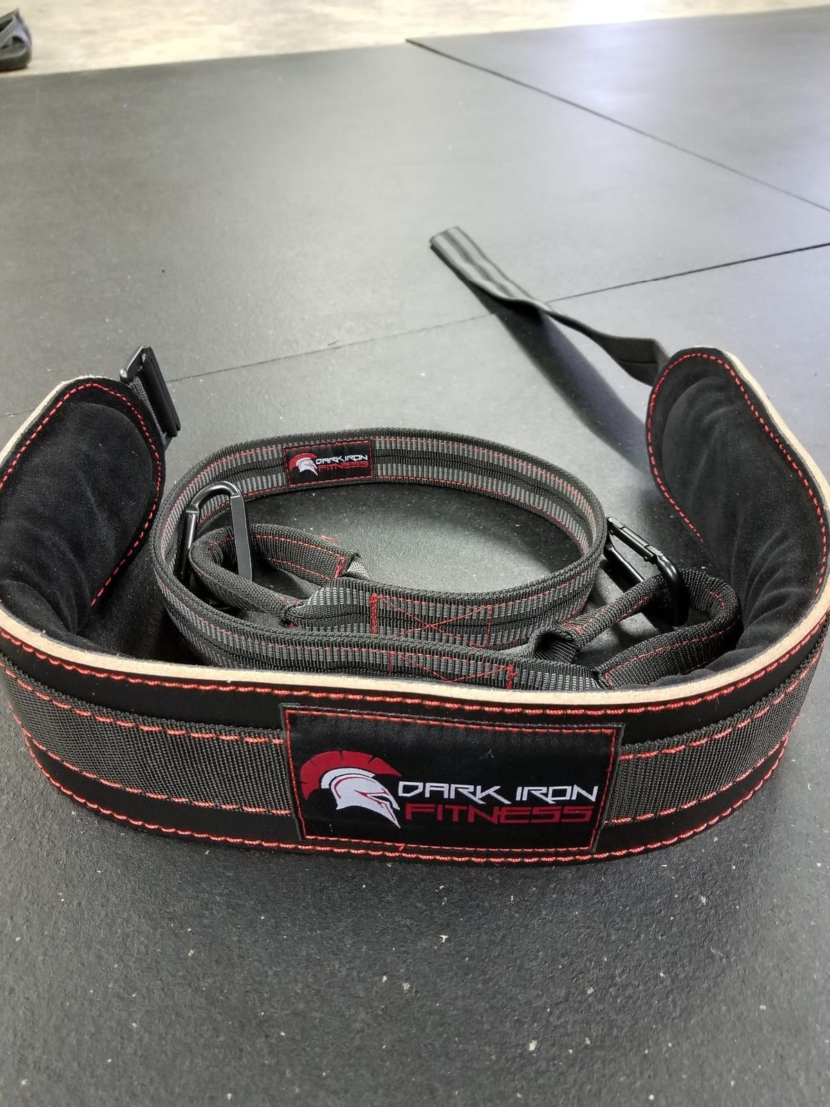 Dark Iron Fitness Dip Belt - Padded Leather Weight Lifting Belts w/ 40 Inch Strap for Squats & Pull Ups - Men & Women Weightlifting up to 270lbs customer photo 1
