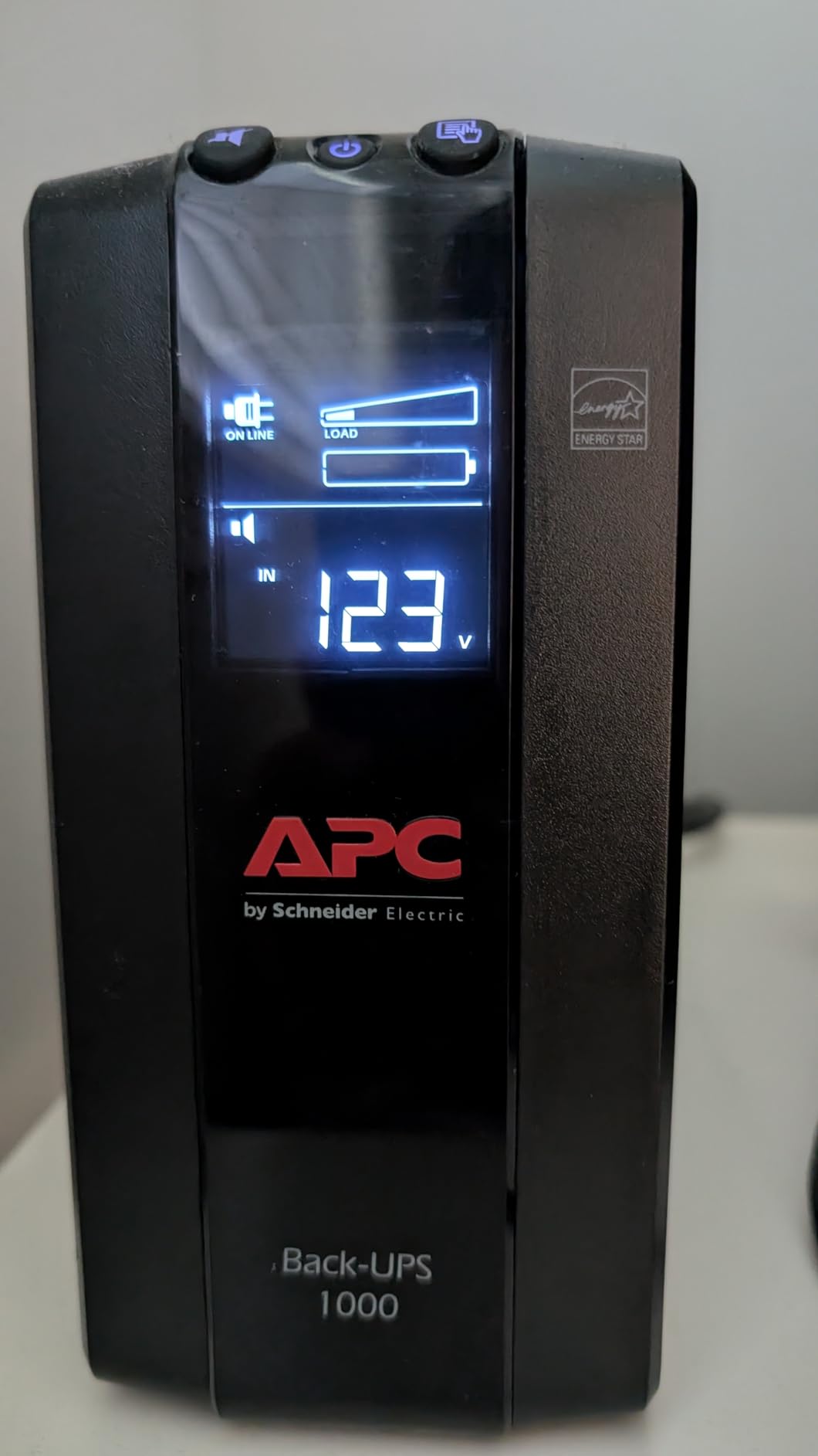 APC 1000VA/600W Pro UPS Battery Backup for Office Electronics, AVR, BX1000M | 1000VA Back-UPS Pro for home offices - 8 outlets, LCD, AVR, surge protection, 42-min runtime (@100W) for PCs & workstations customer photo 2