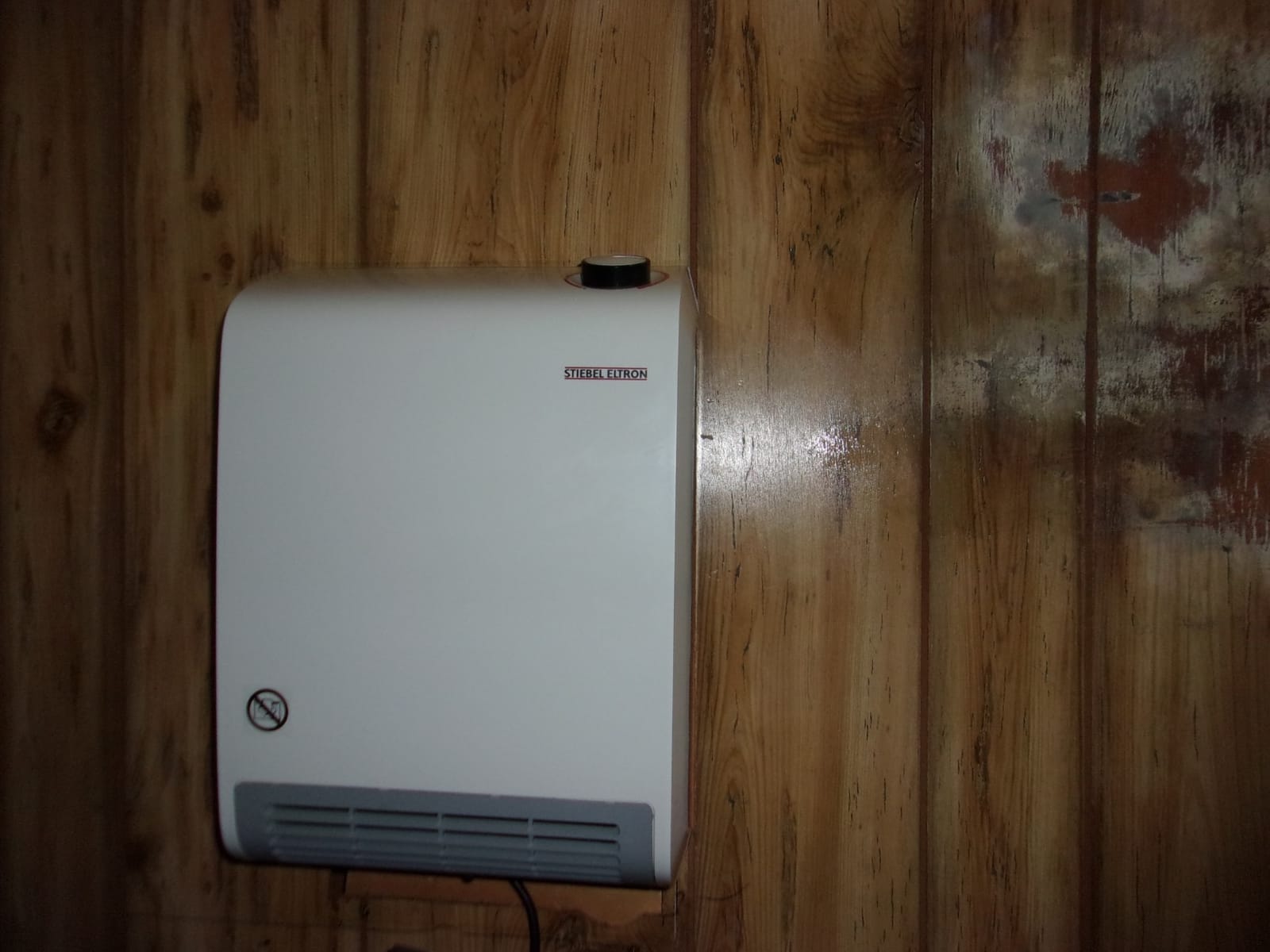 Stiebel Eltron CK Trend Wall-Mounted Fan Heater, 1500W, 120V, White, Made in Germany customer photo 1